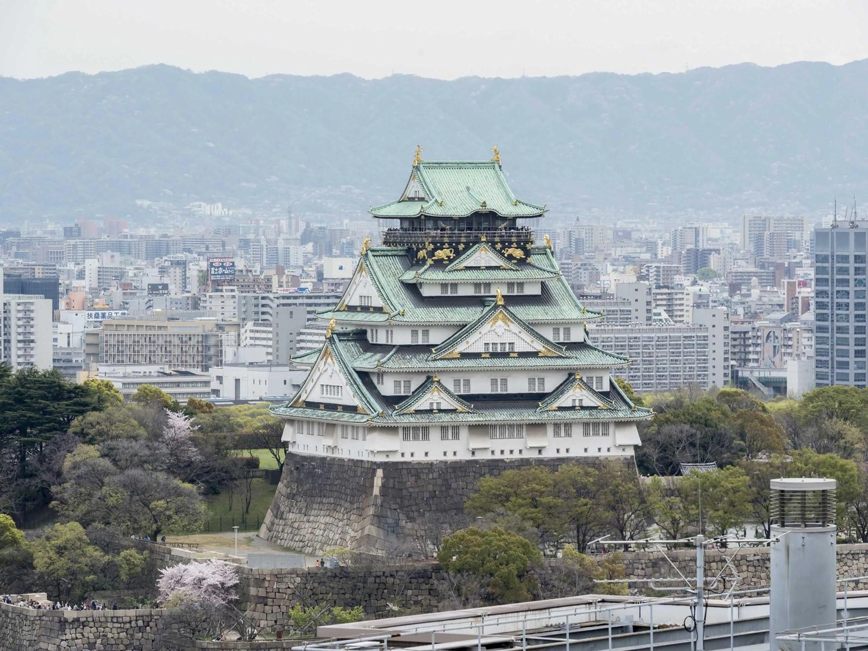 Nearby landmark in The Rise Osaka Kitashinchi