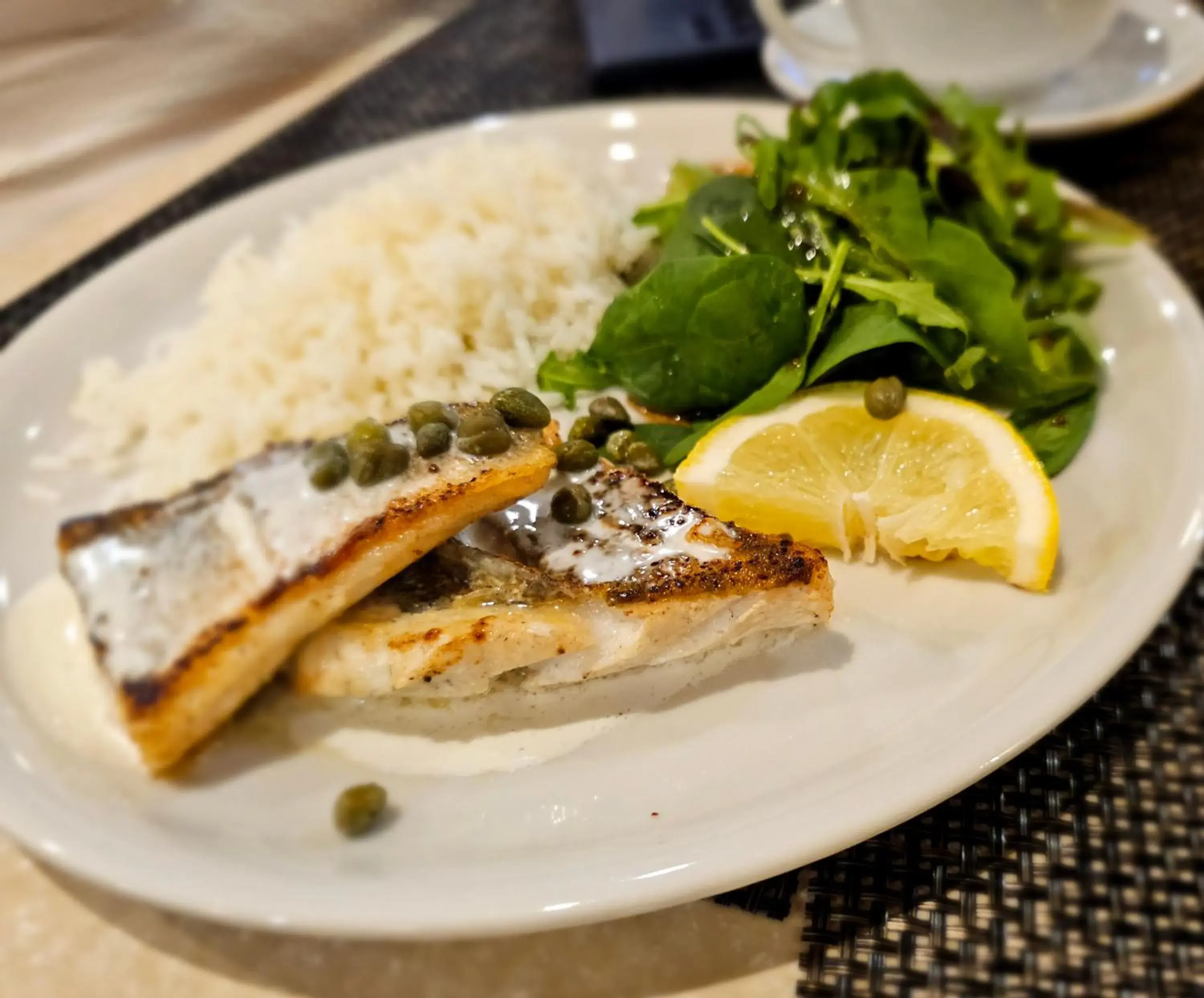 Restaurant/places to eat in Hanza Hotel Restaurant/places to eat in Hanza Hotel