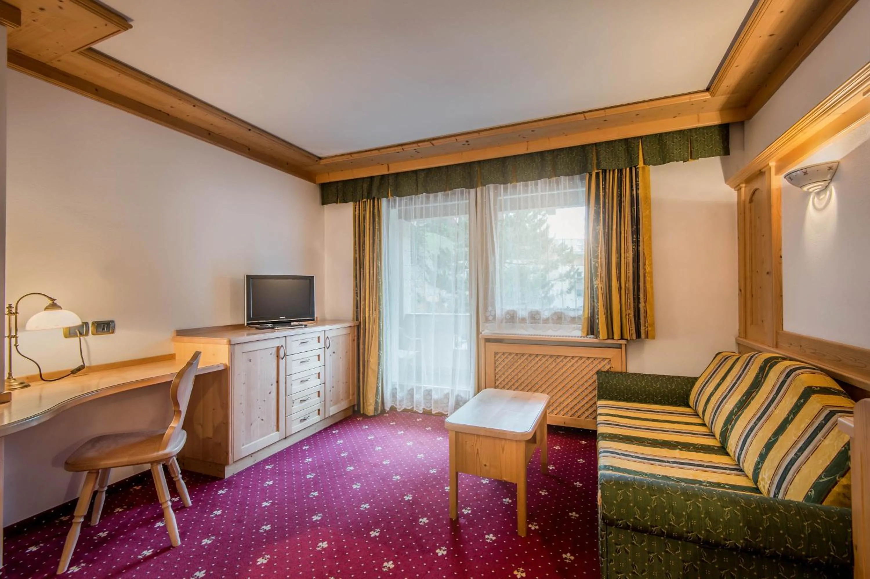 Living room in Albergo Posta Pederoa