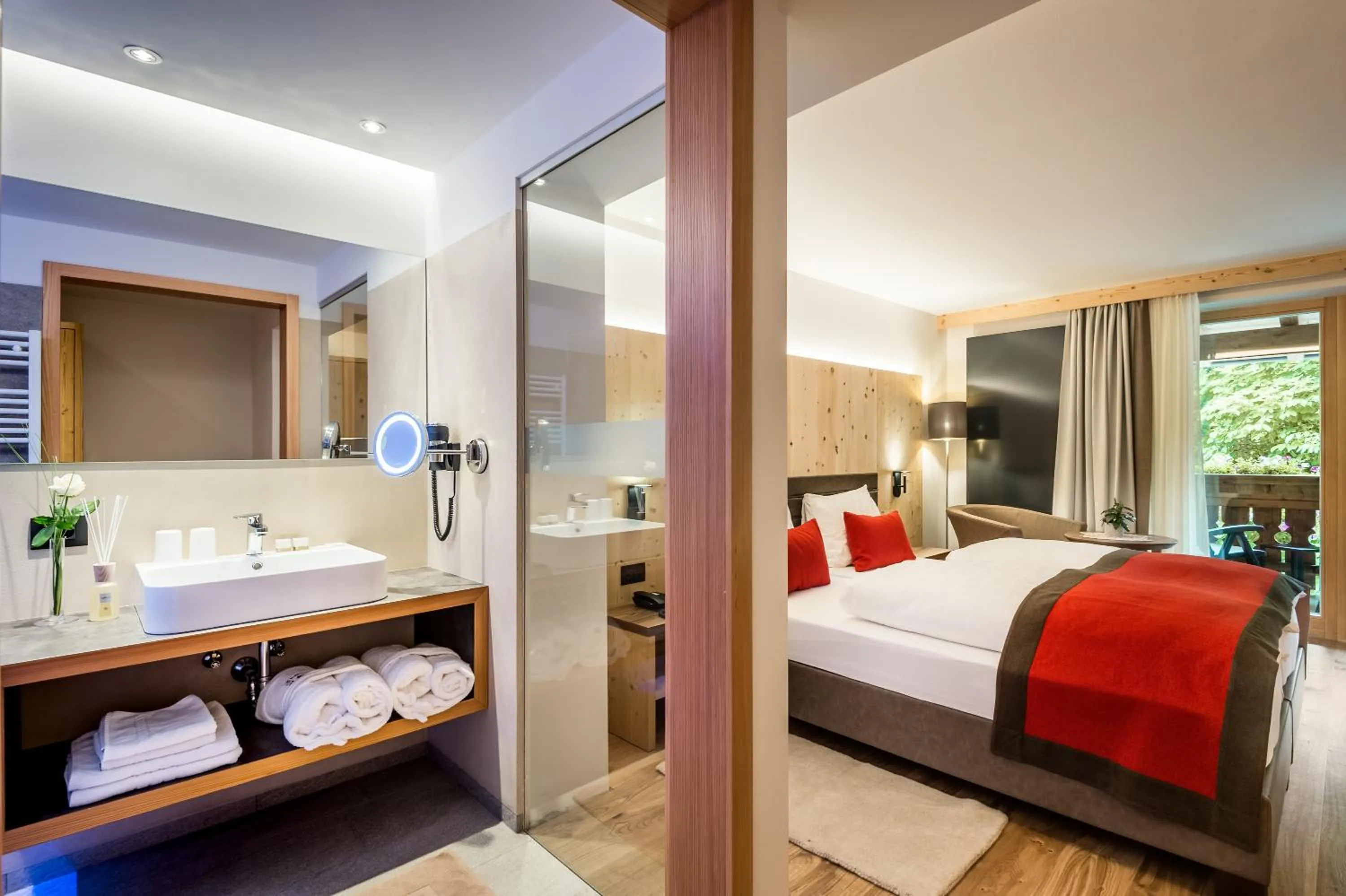 Bed in Albergo Posta Pederoa