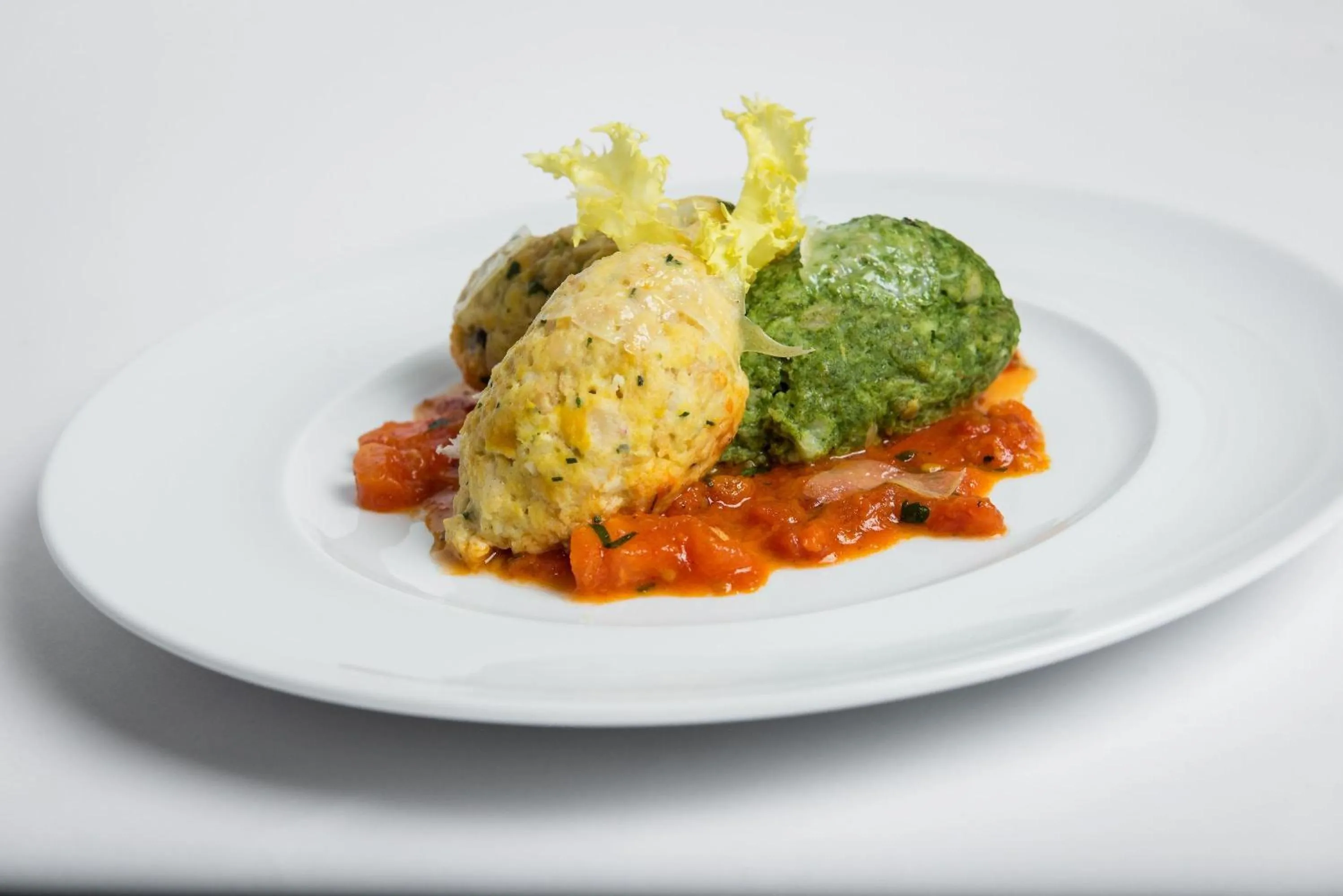 Food and drinks in Albergo Posta Pederoa