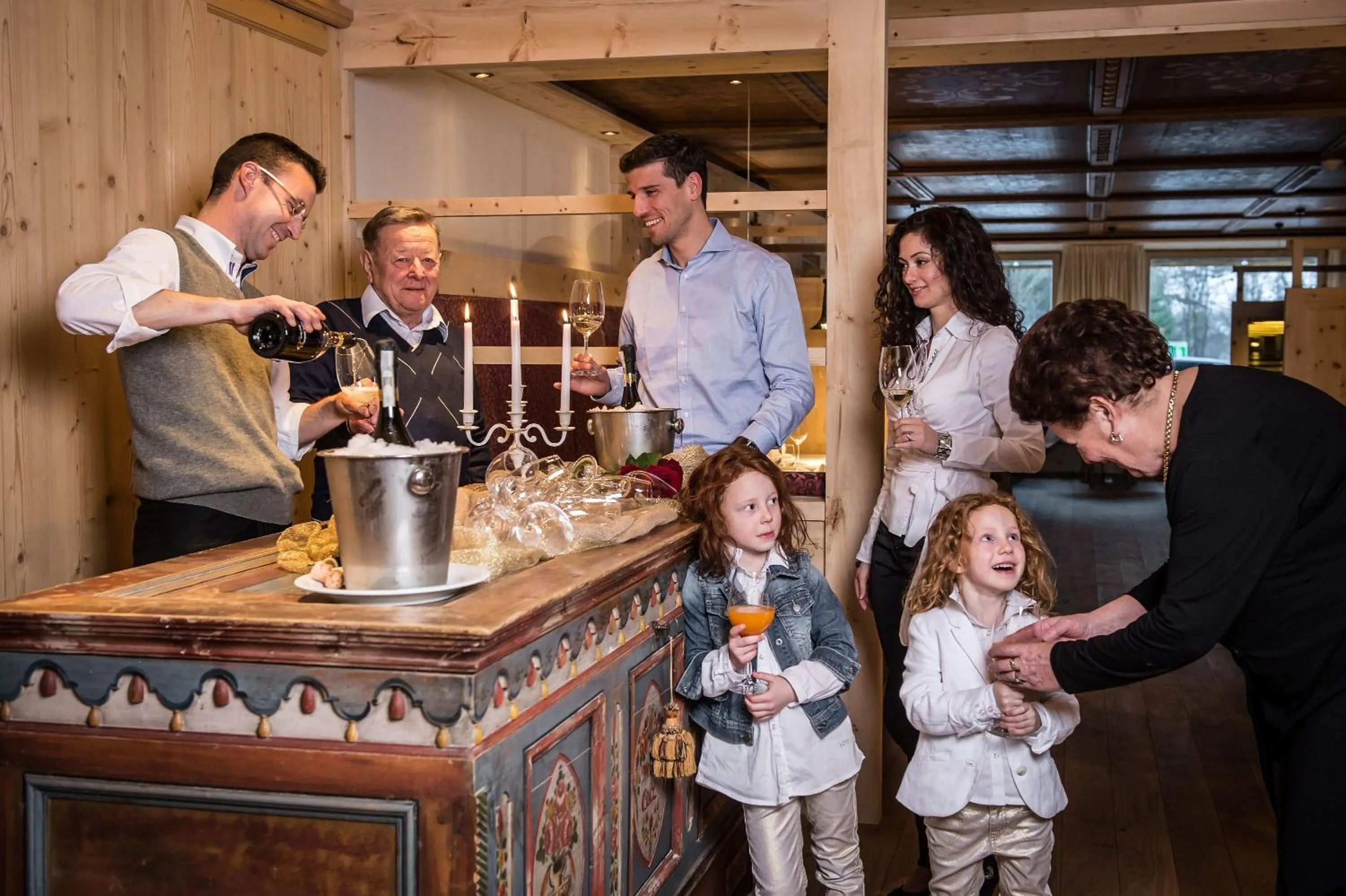Restaurant/places to eat in Albergo Posta Pederoa