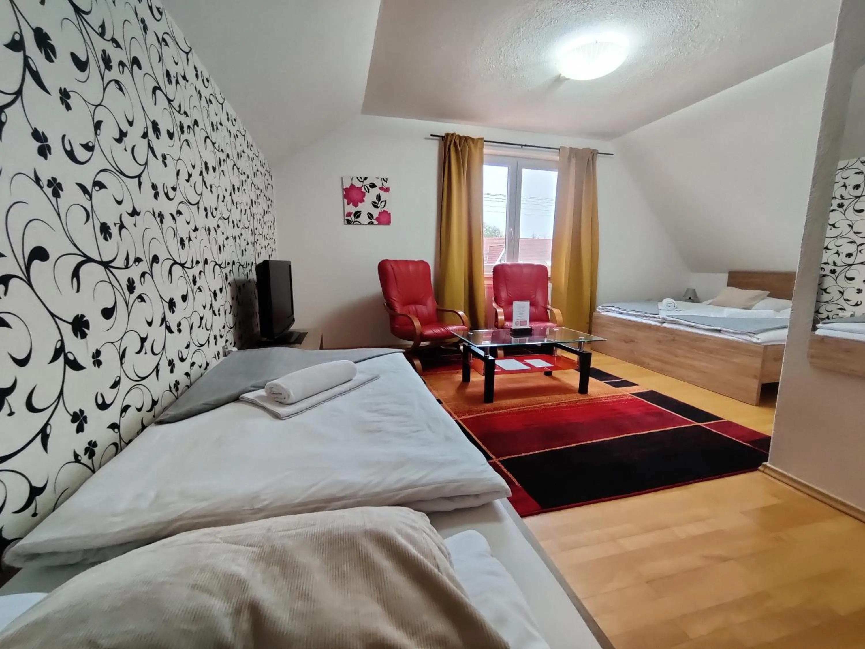 Photo of the whole room, Bed in Hotel Orlan