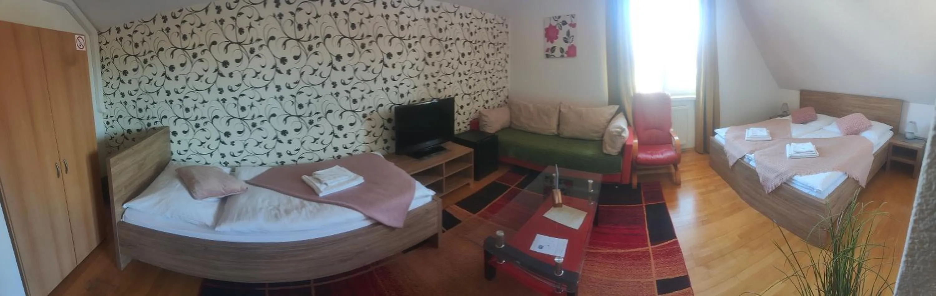 Photo of the whole room, Bed in Hotel Orlan