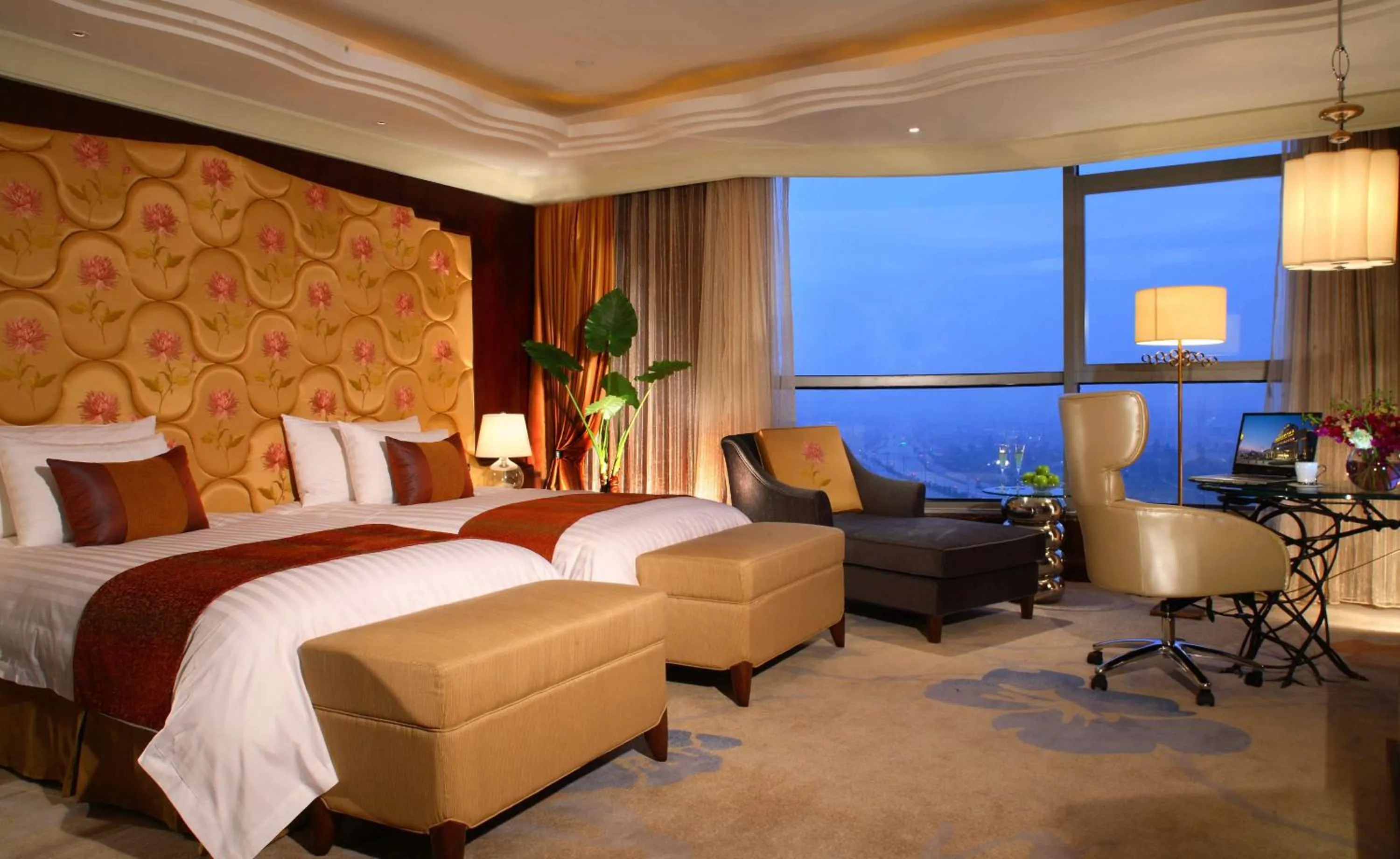Photo of the whole room in New Century Grand Hotel Ningbo