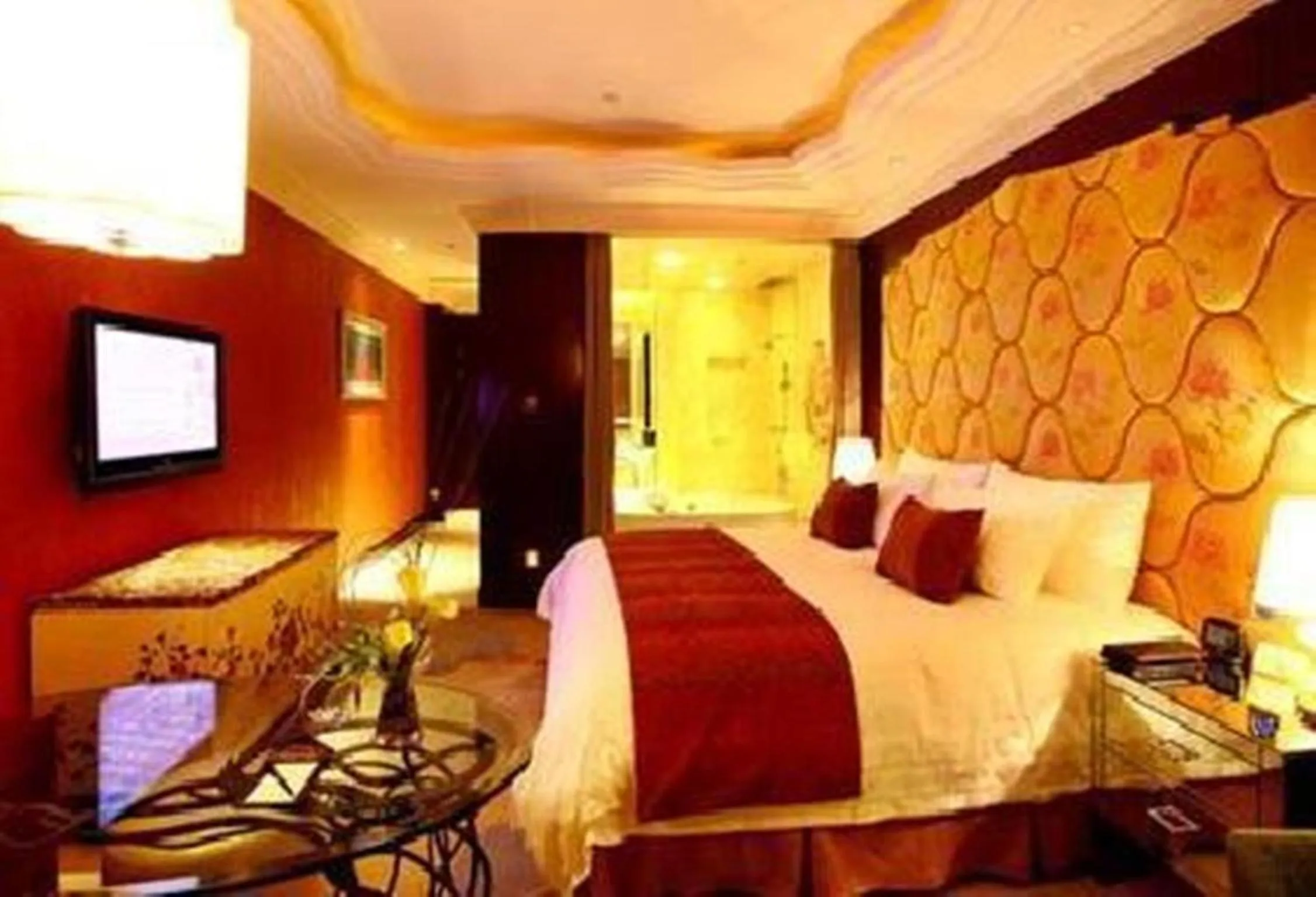 Photo of the whole room in New Century Grand Hotel Ningbo