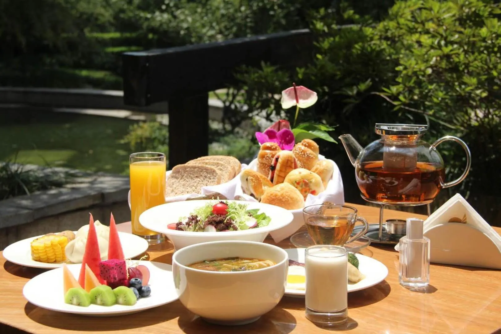 Breakfast in New Century Grand Hotel Ningbo