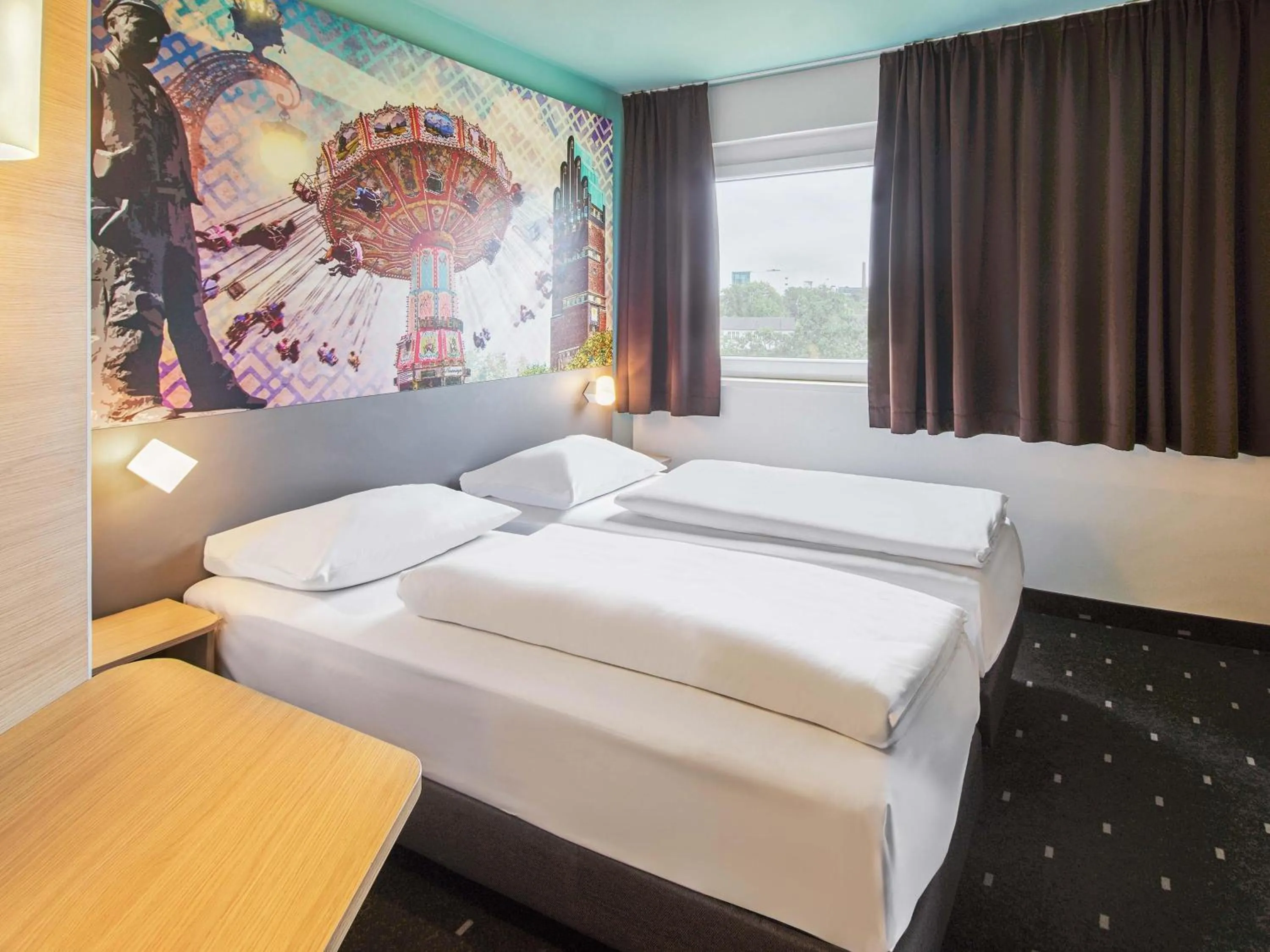 Photo of the whole room, Bed in B&B Hotel Darmstadt