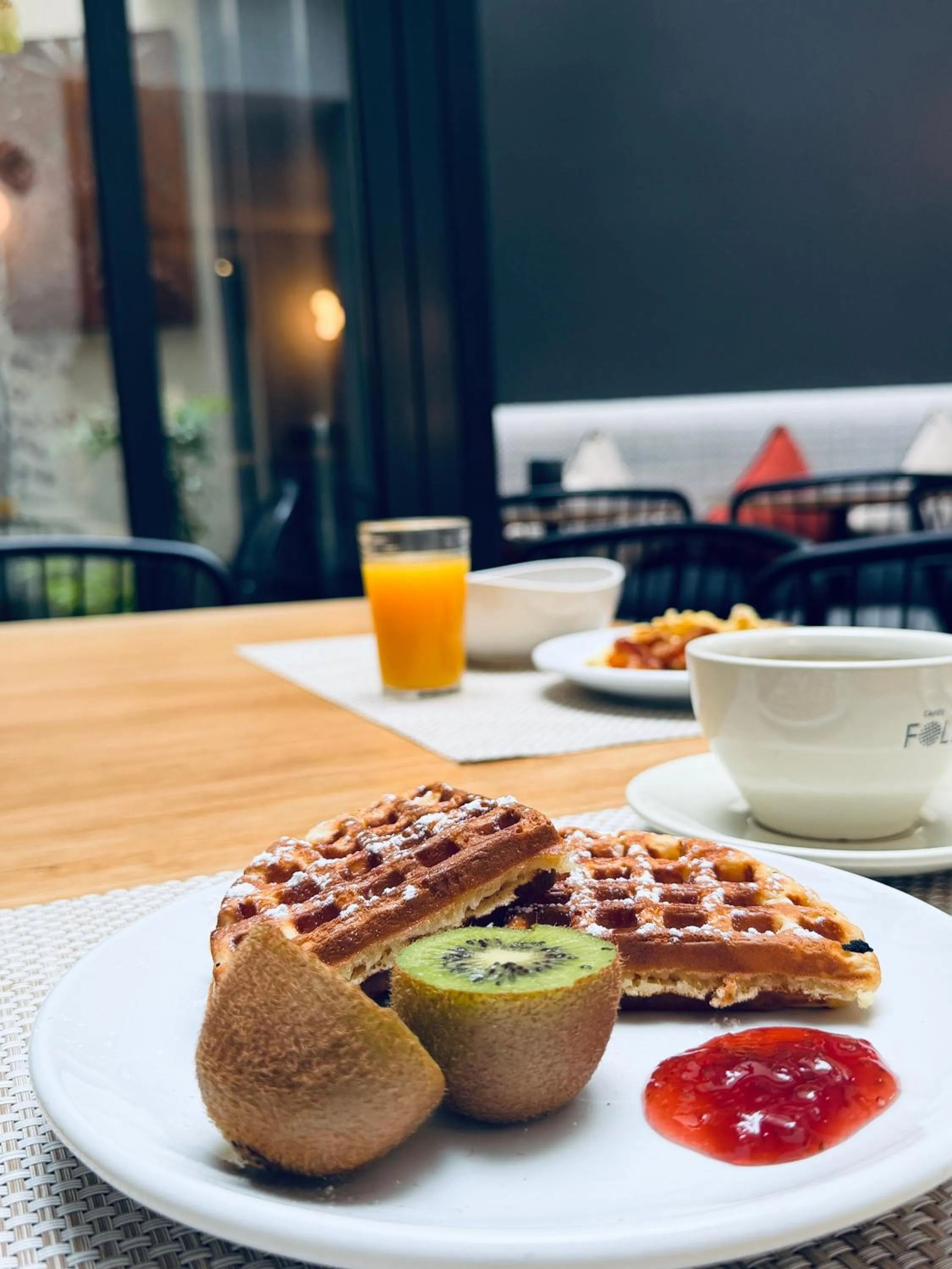 Breakfast in Hôtel de L'Esperance