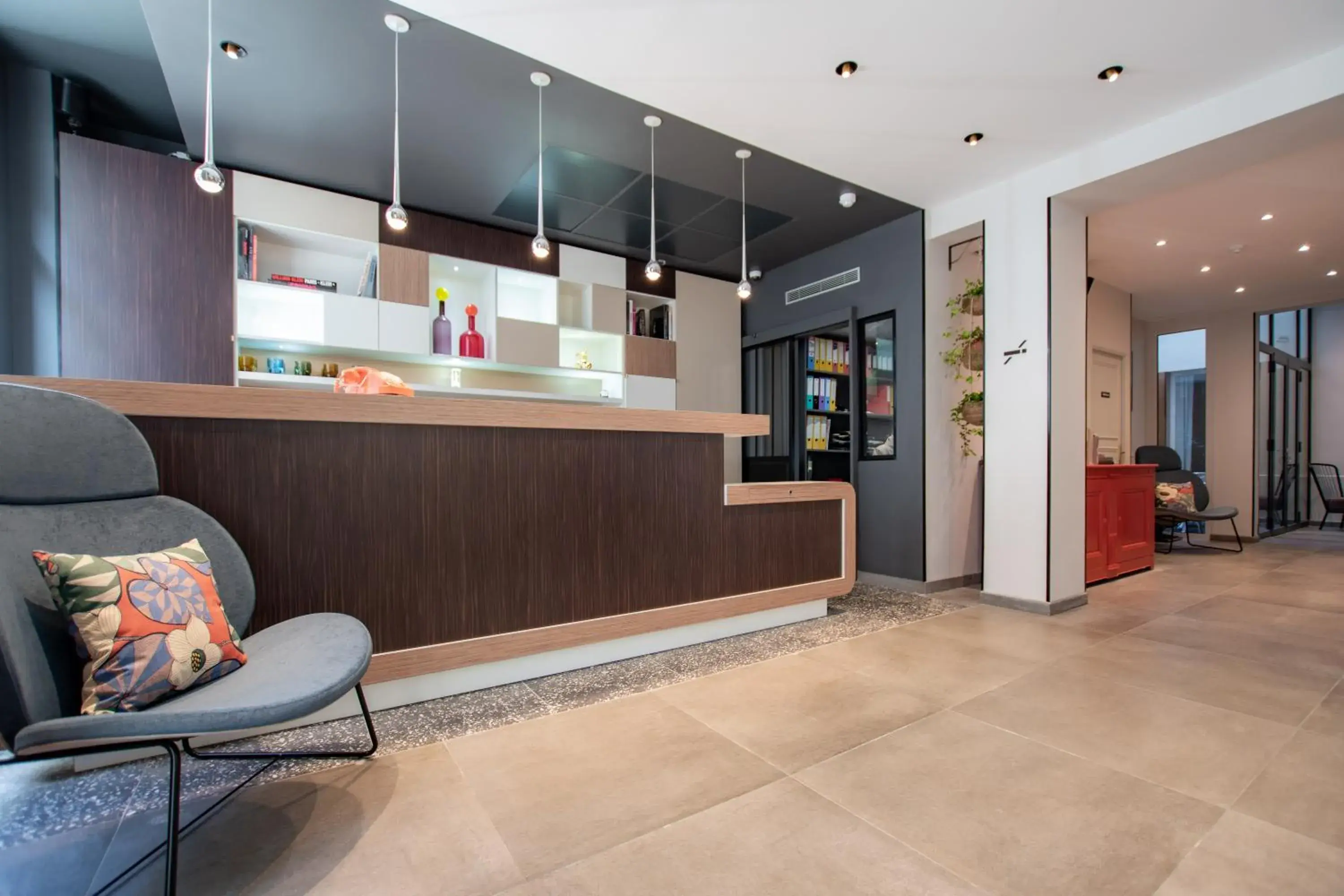 Lobby or reception in Hôtel de L'Esperance Lobby or reception in Hôtel de L'Esperance