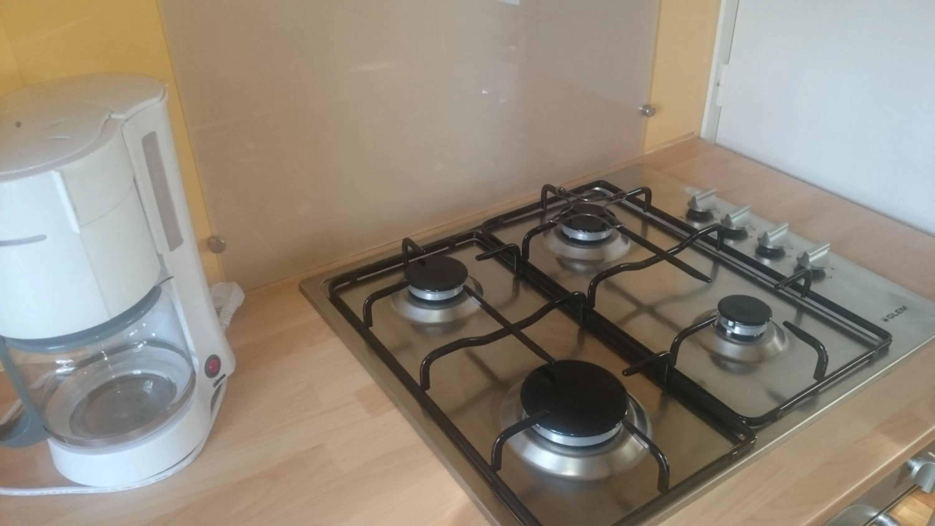 Coffee/tea facilities in MOBIL HOME 43 dans Camping 4 Etoiles