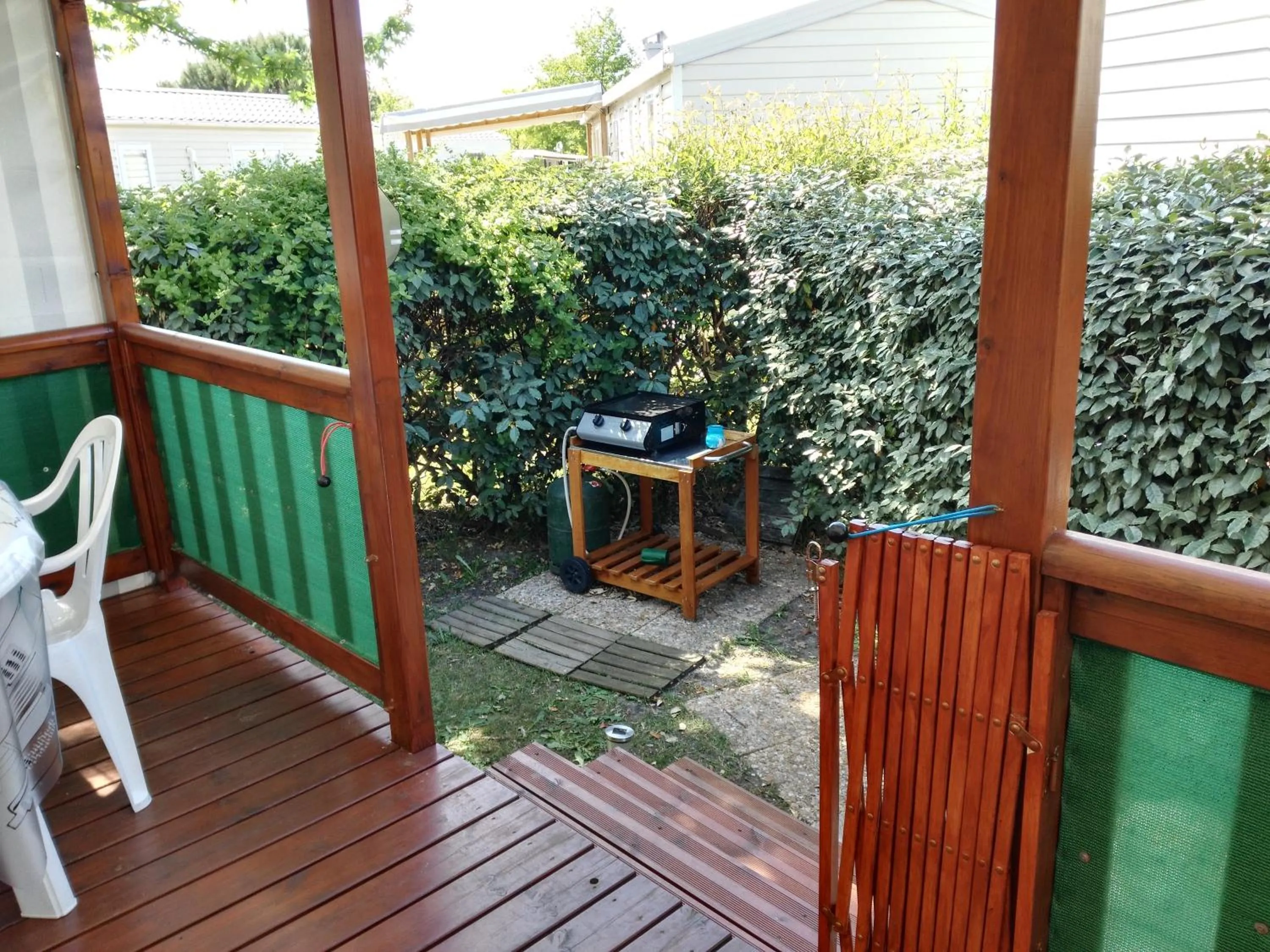 BBQ facilities in MOBIL HOME 43 dans Camping 4 Etoiles