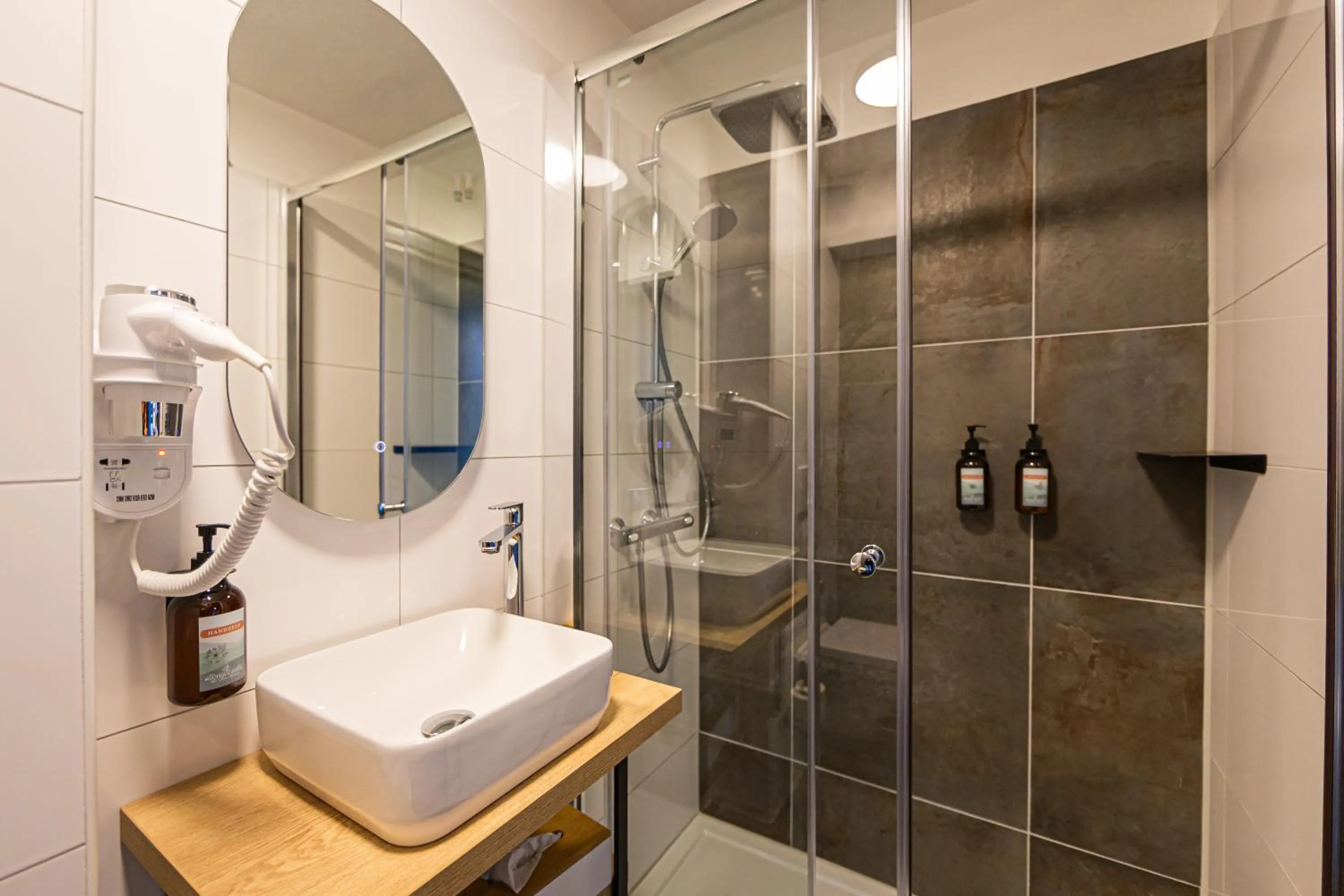 Bathroom in Buitenplaats Kasteel Elsloo