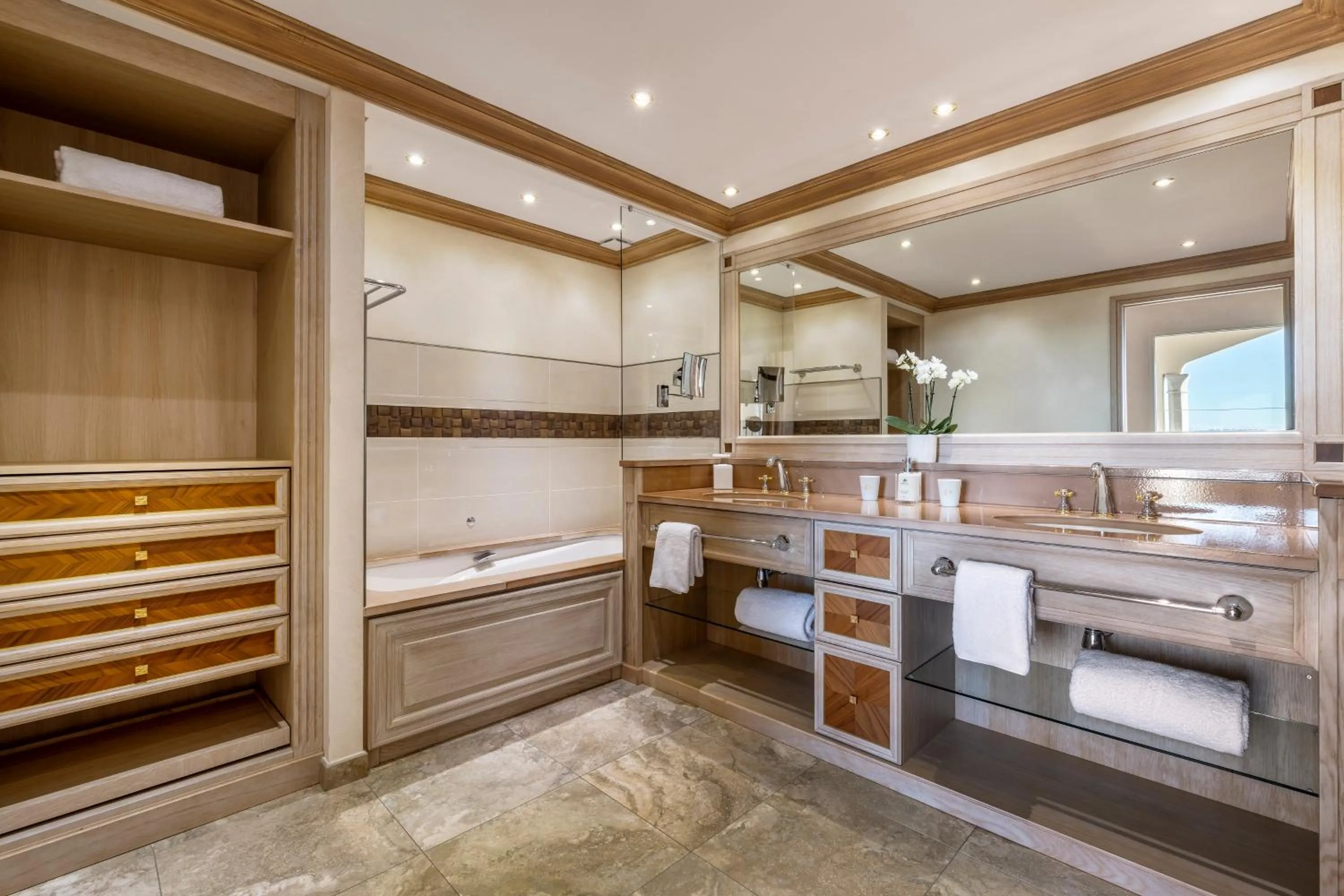 Bathroom in Airelles Château de la Messardière