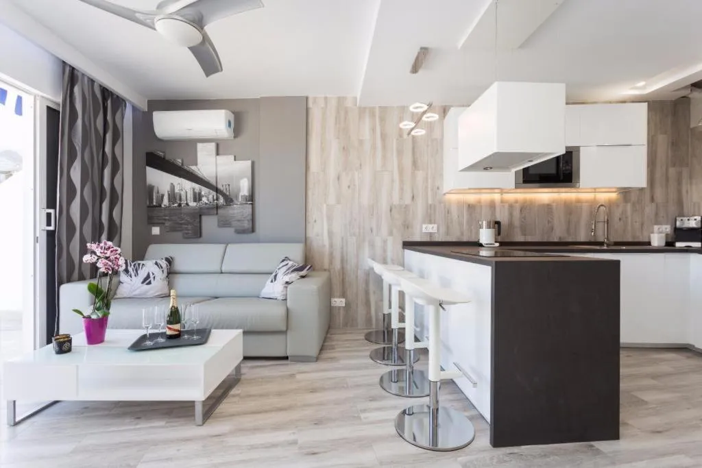 Balcony/Terrace in Apartment Pearl