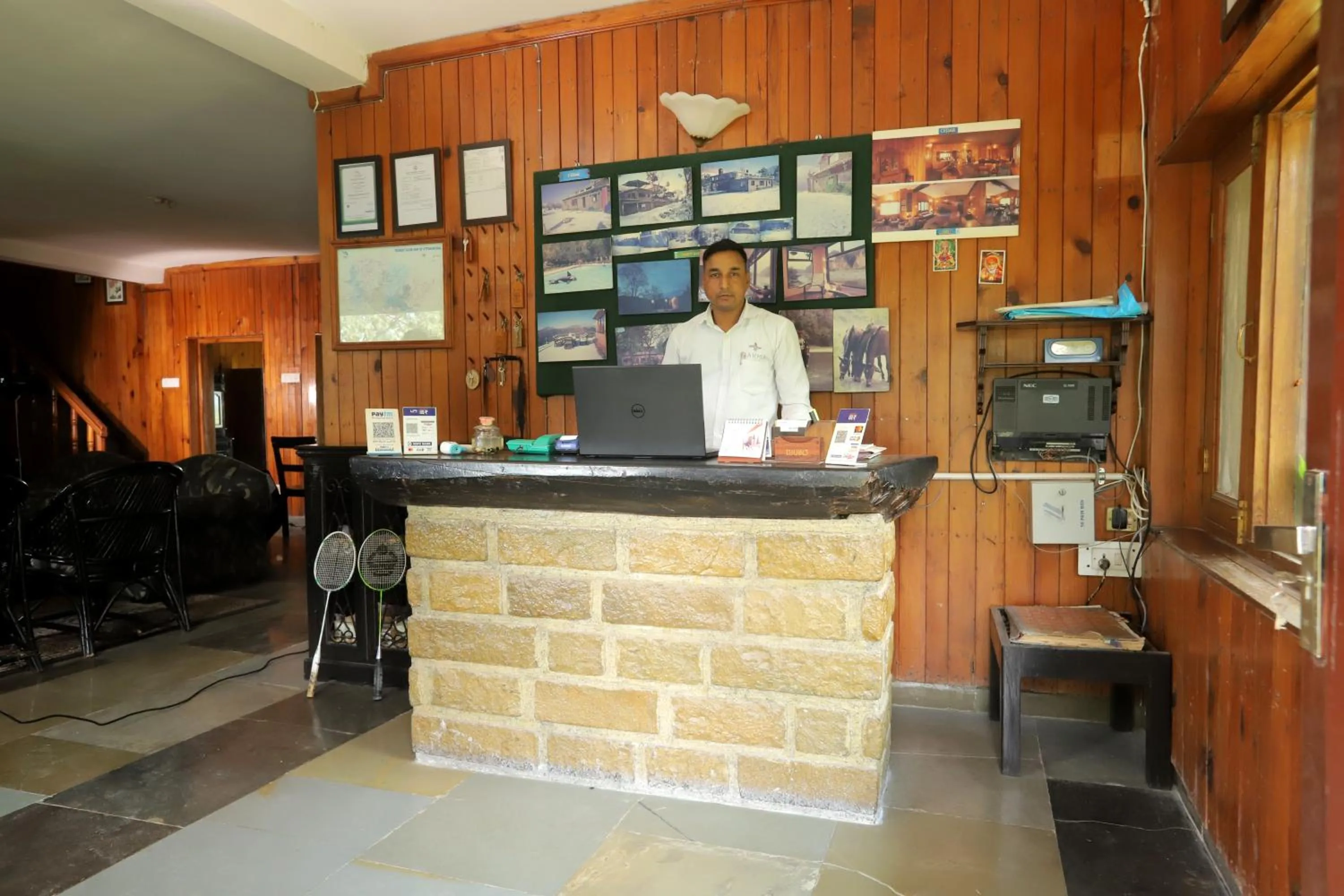 Lobby or reception in Cedar Lodge By Aahma