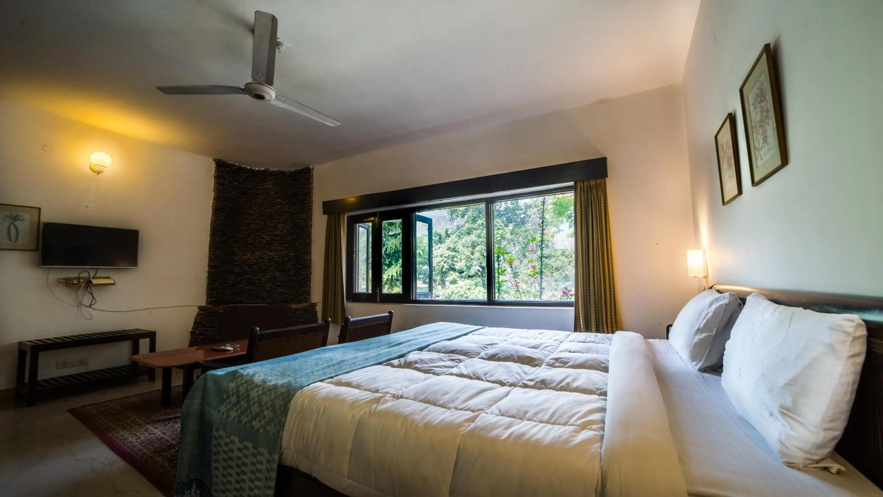 Bed in Cedar Lodge By Aahma