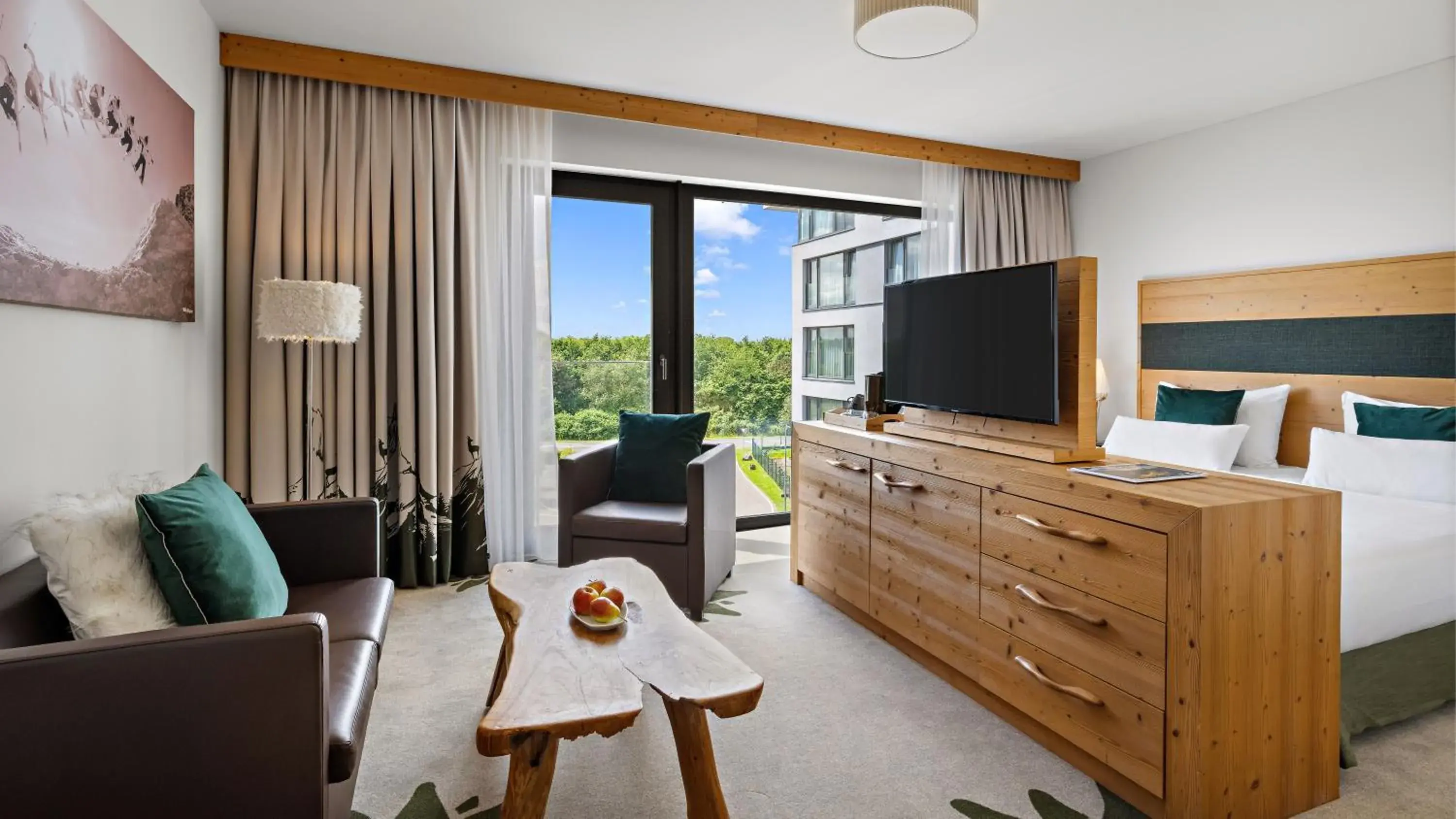 Photo of the whole room, Bed in Hotel Fire & Ice Düsseldorf/Neuss Photo of the whole room, Bed in Hotel Fire & Ice Düsseldorf/Neuss