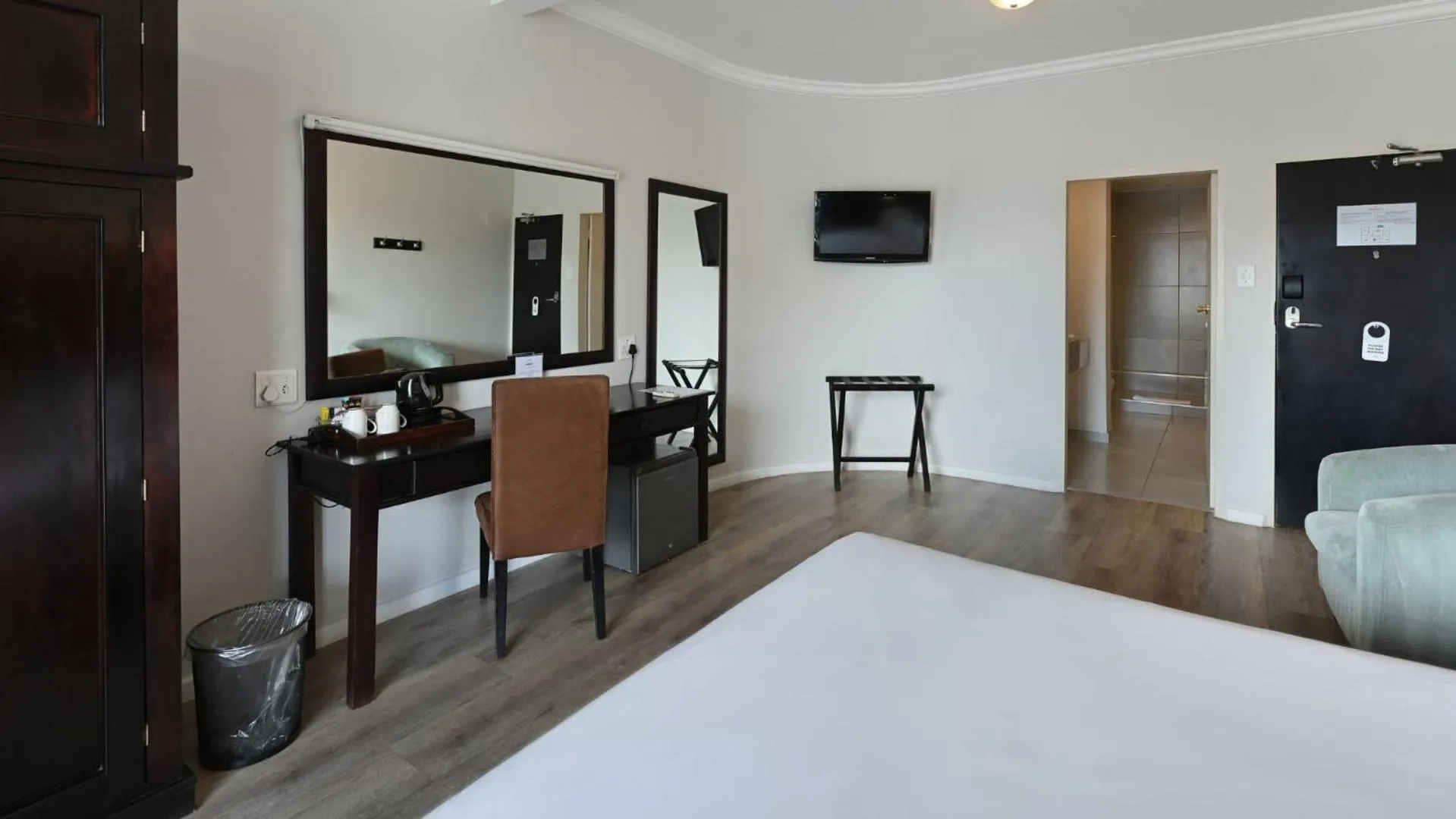 Bed in ANEW Hotel Capital Pretoria