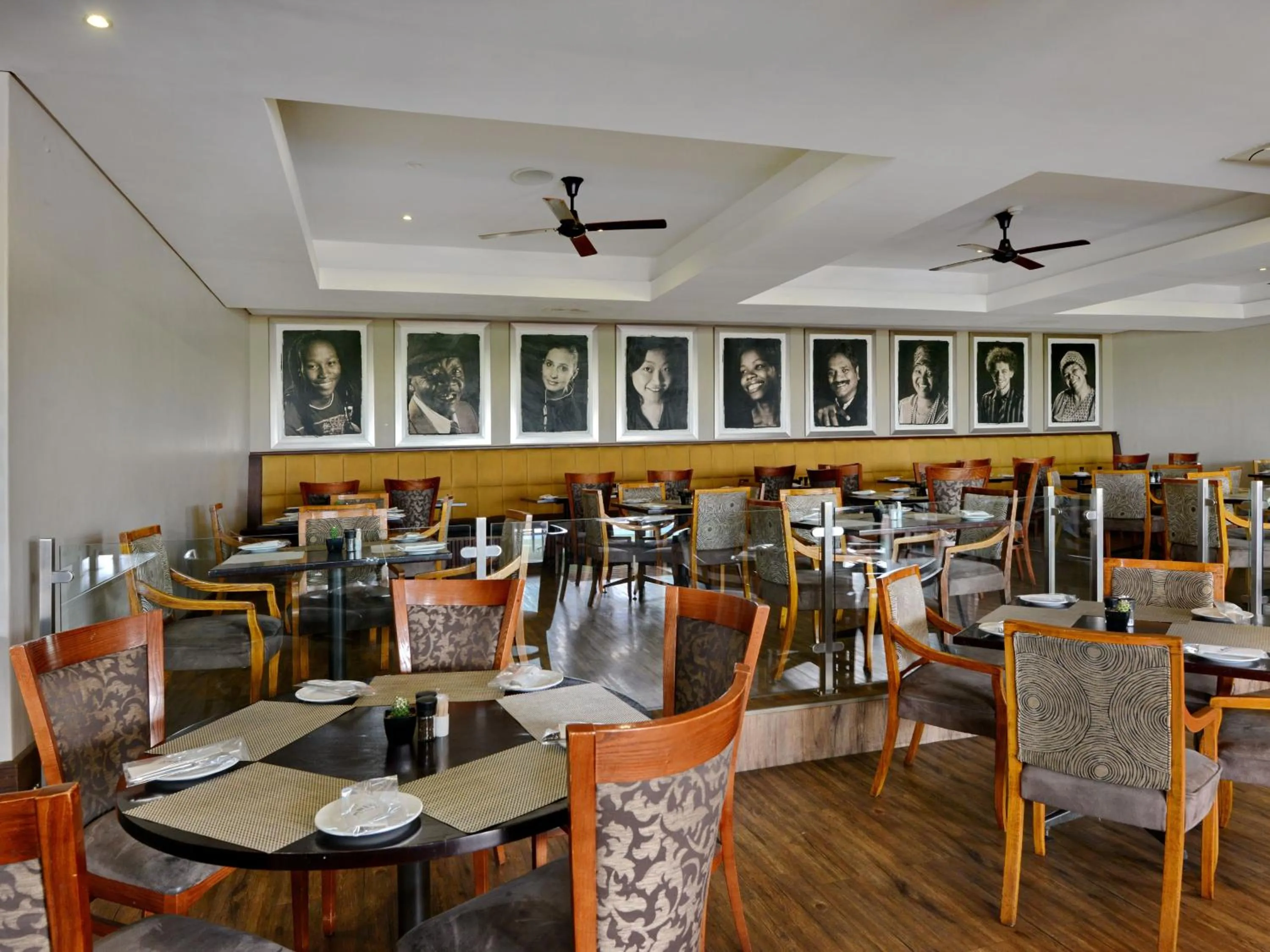 Restaurant/places to eat in ANEW Hotel Capital Pretoria