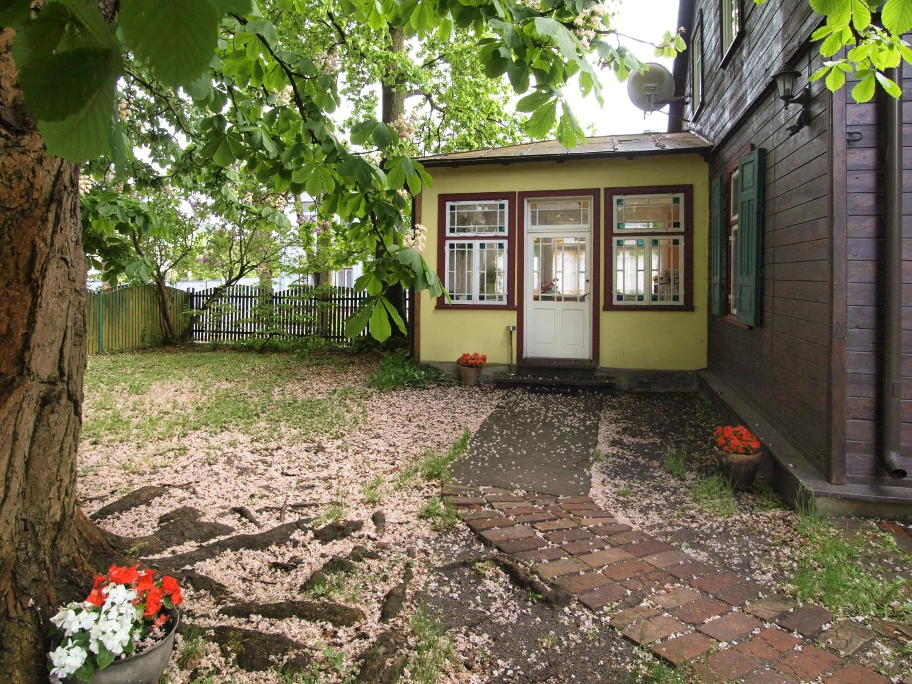 Property building in Ezera Maja