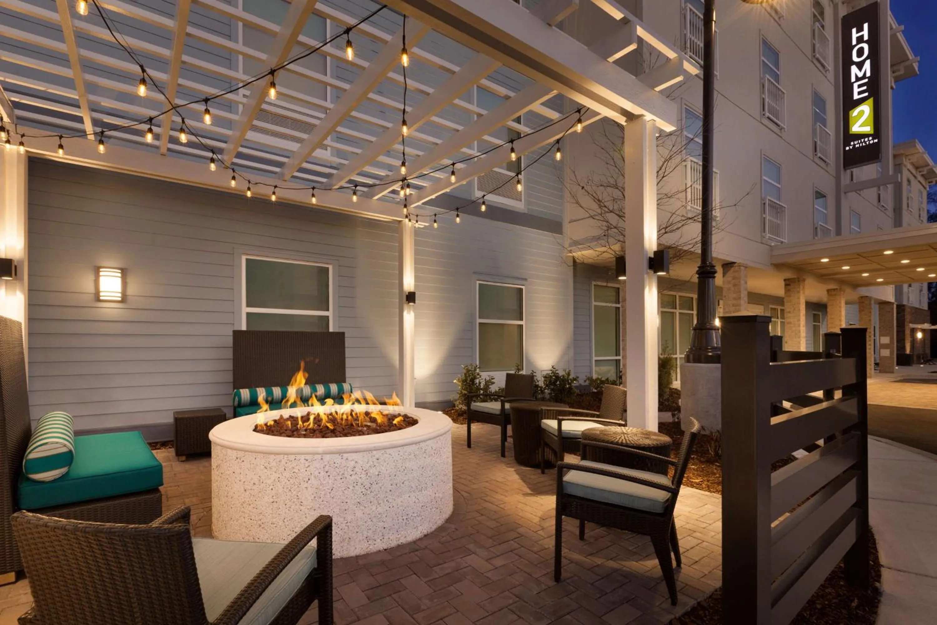 Patio in Home2 Suites By Hilton Mt Pleasant Charleston