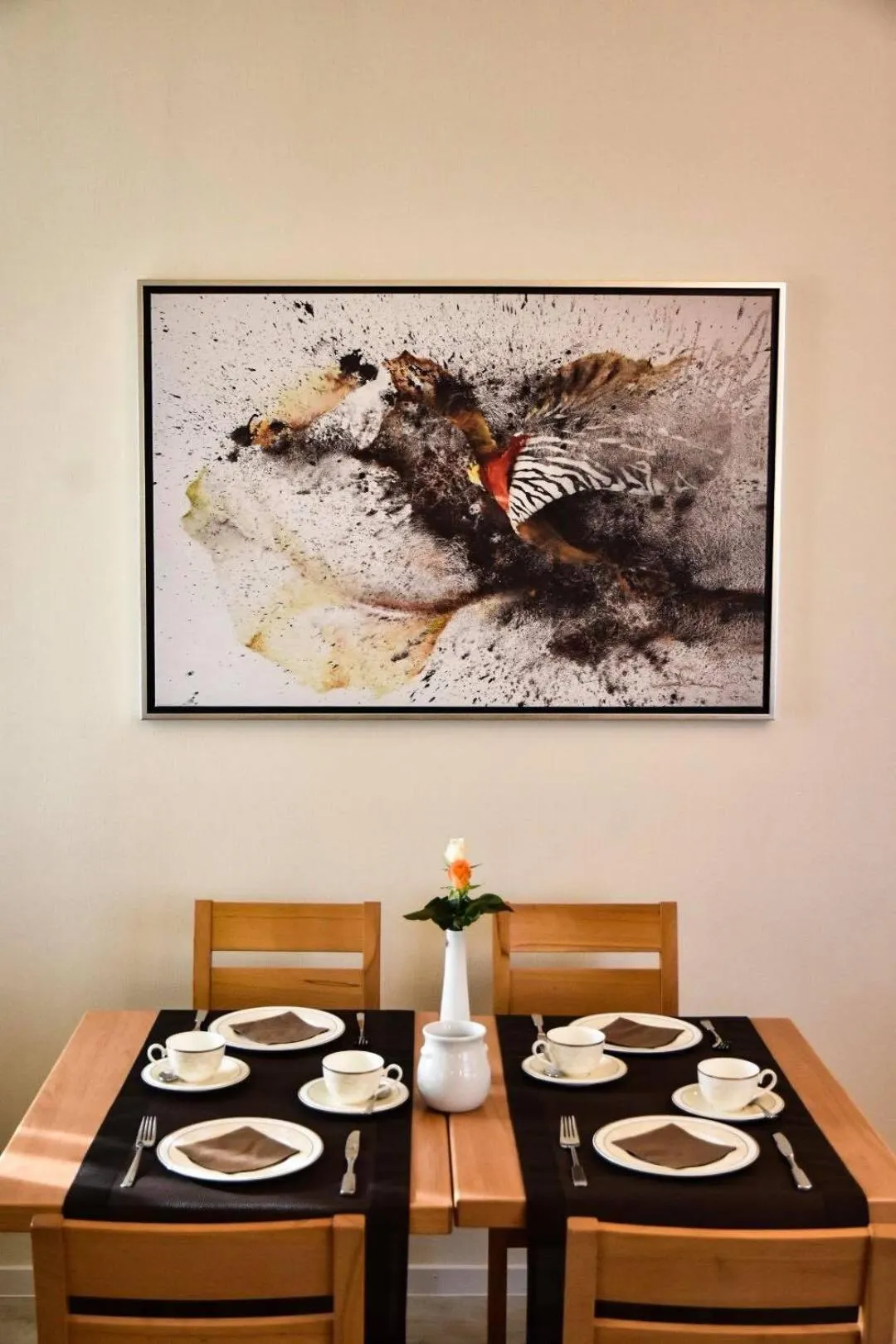 Restaurant/places to eat in Martins Klause Airport Messe Hotel - Self Check-In