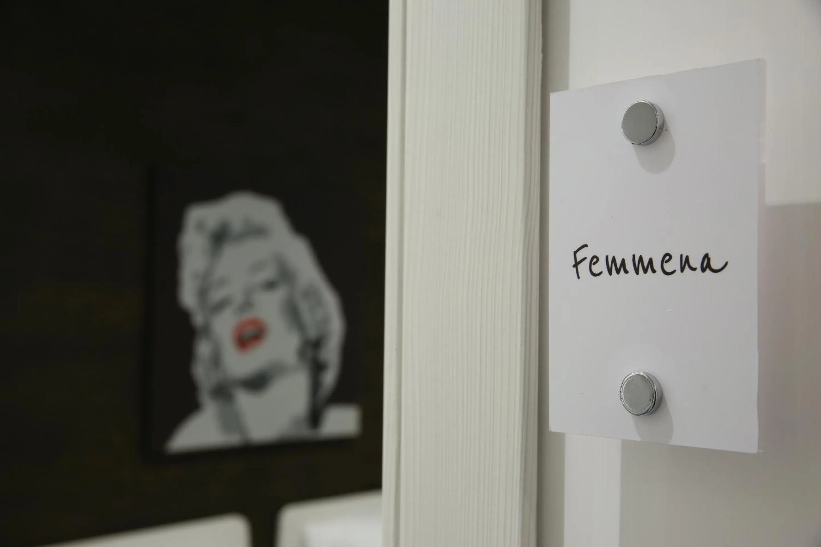 Decorative detail in Mascalzone latino luxury rooms