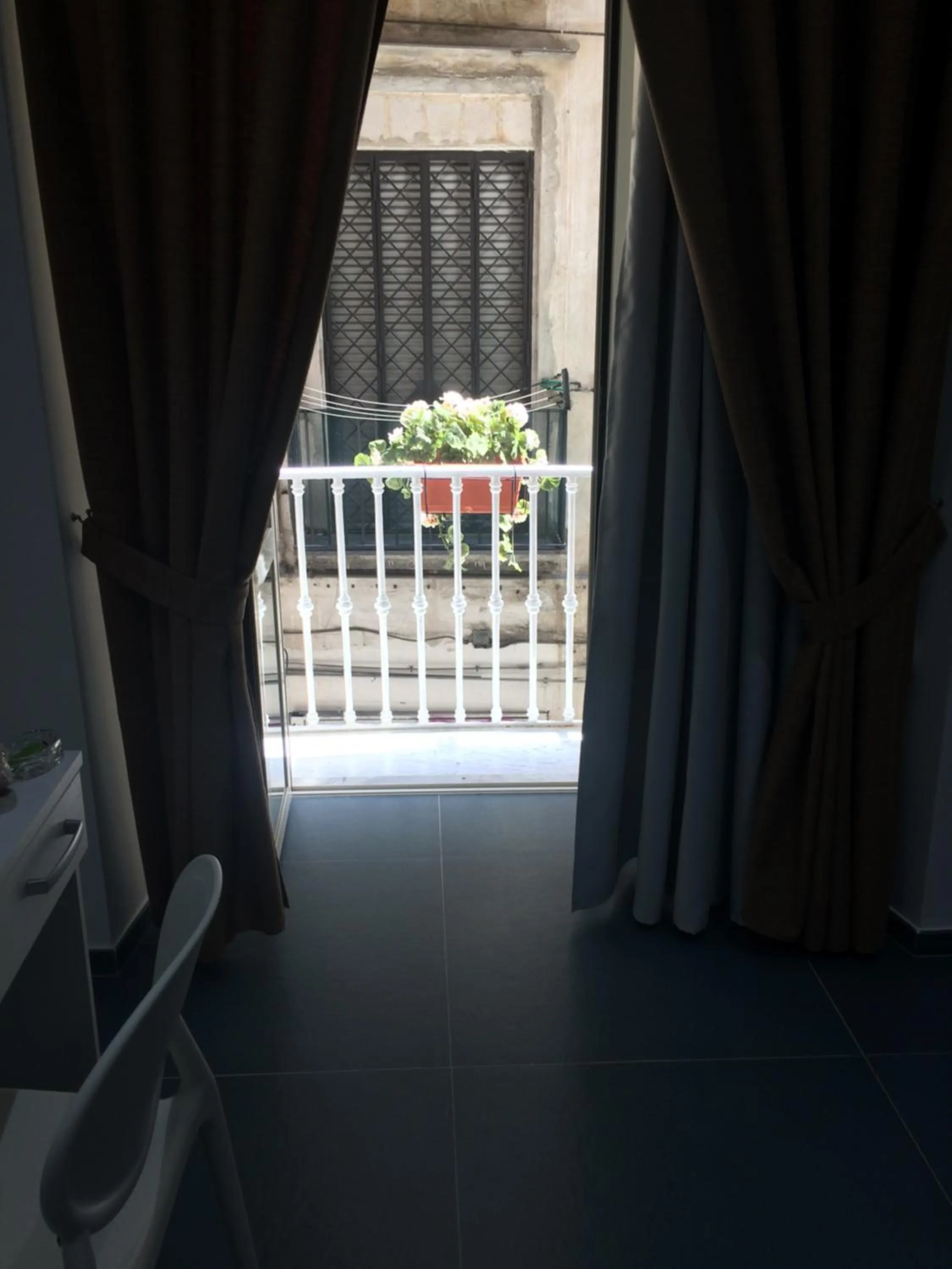 Day in Mascalzone latino luxury rooms