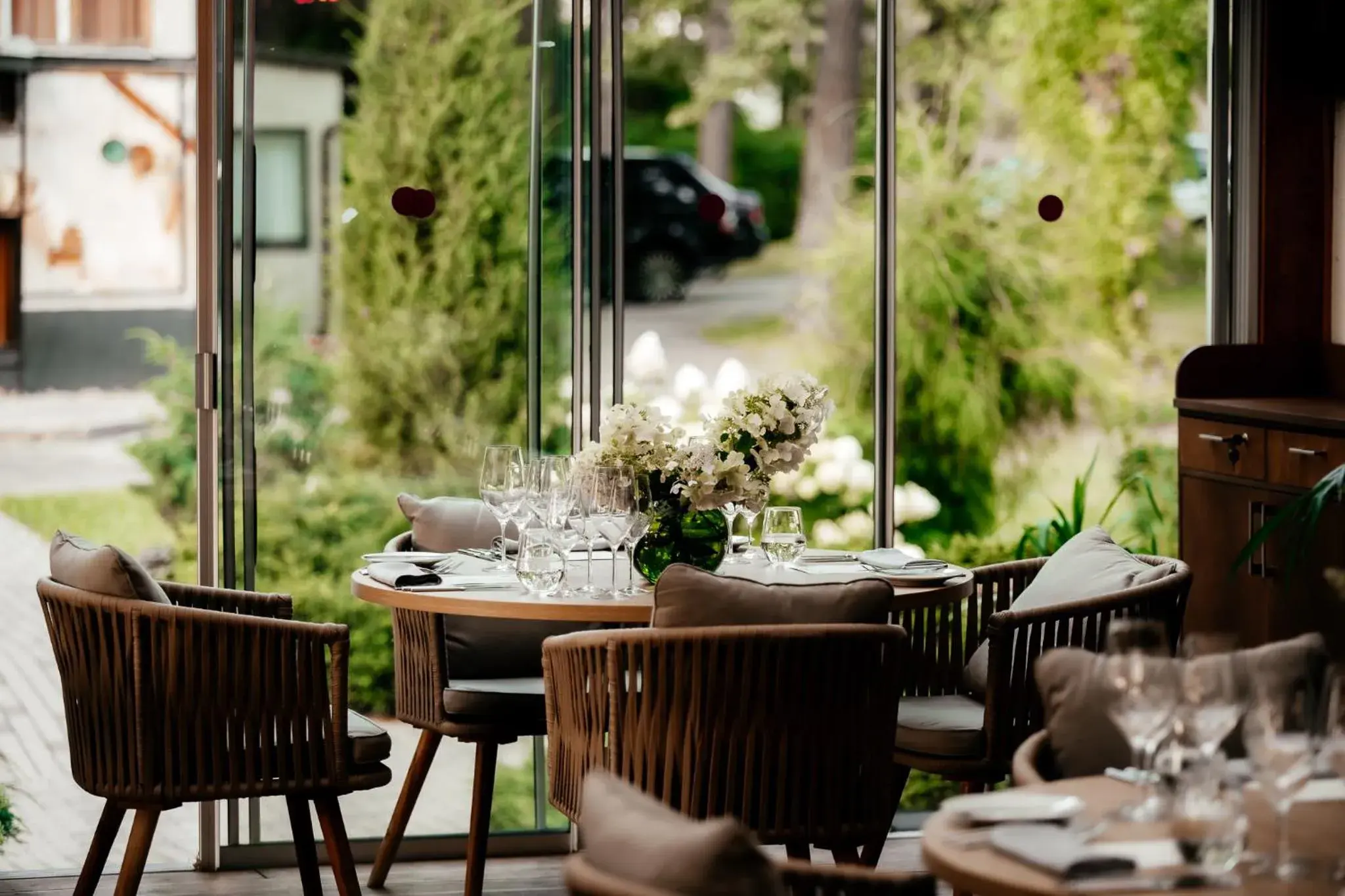 Restaurant/places to eat in Baltvilla Restaurant/places to eat in Baltvilla