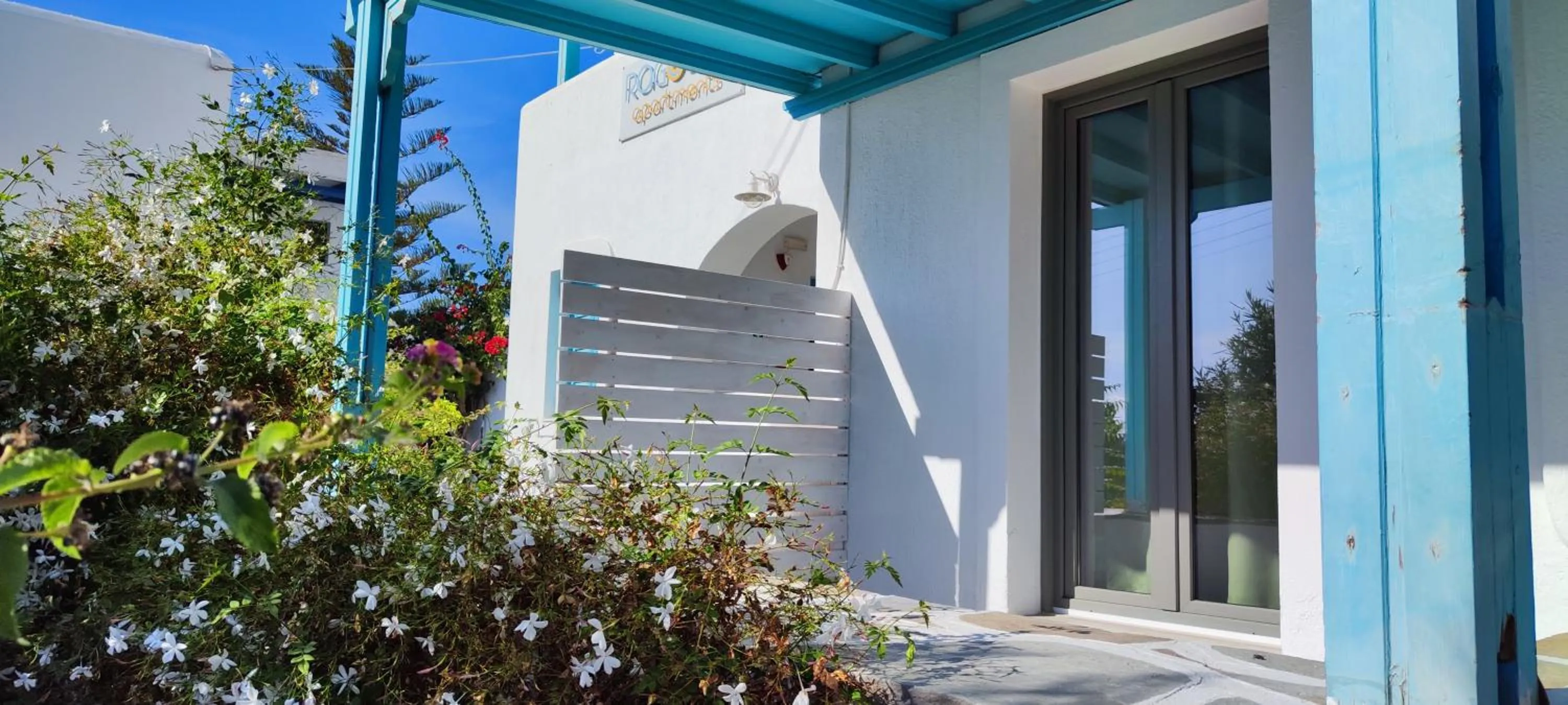 Day in Ragousis Apartments