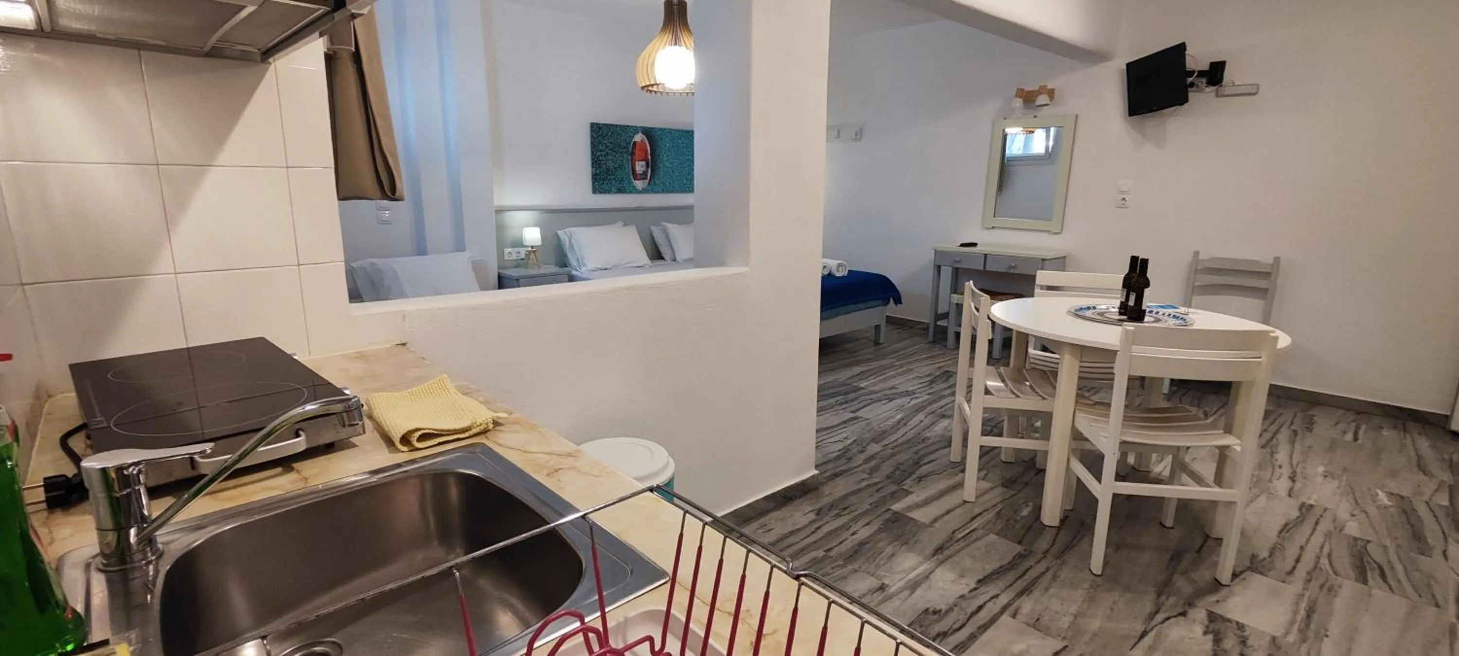 Kitchen or kitchenette in Ragousis Apartments