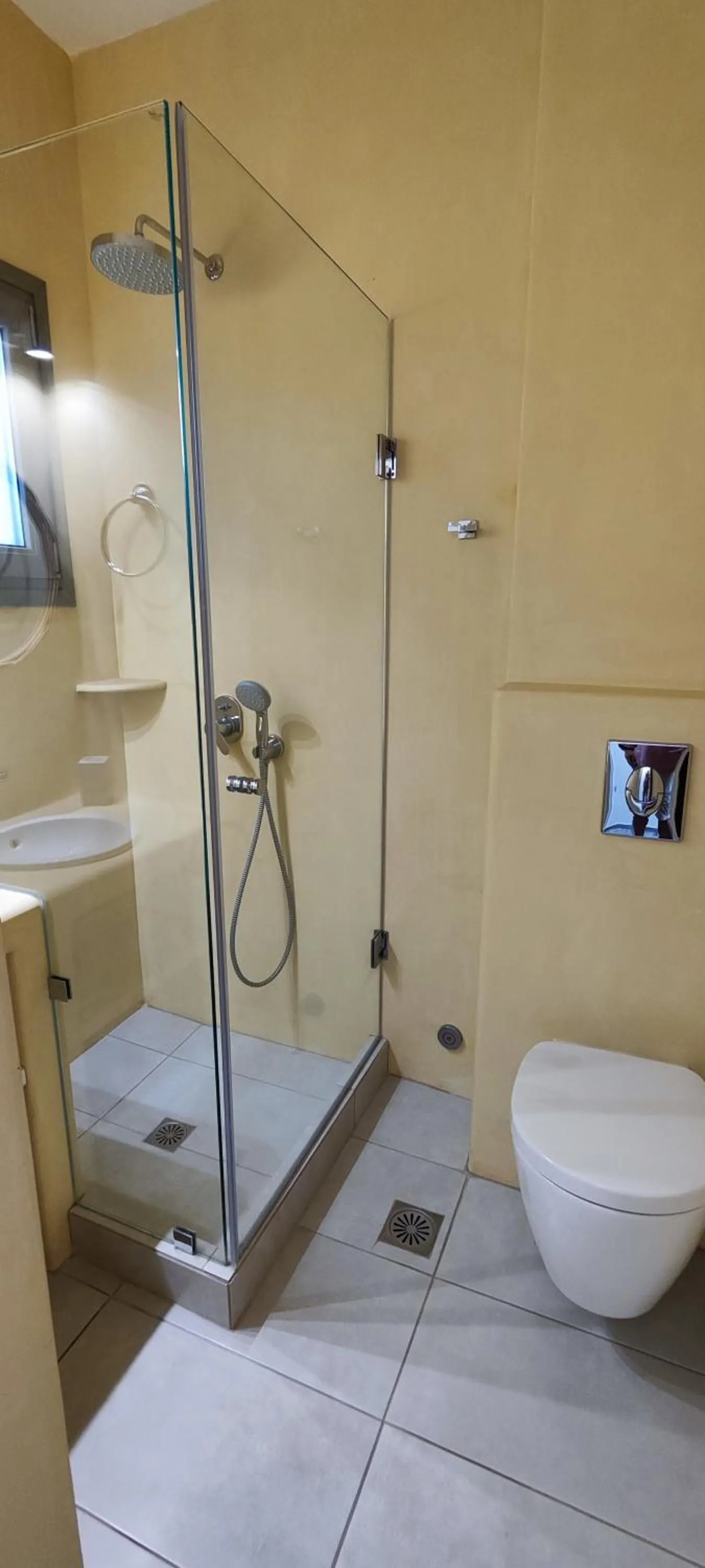 Shower in Ragousis Apartments