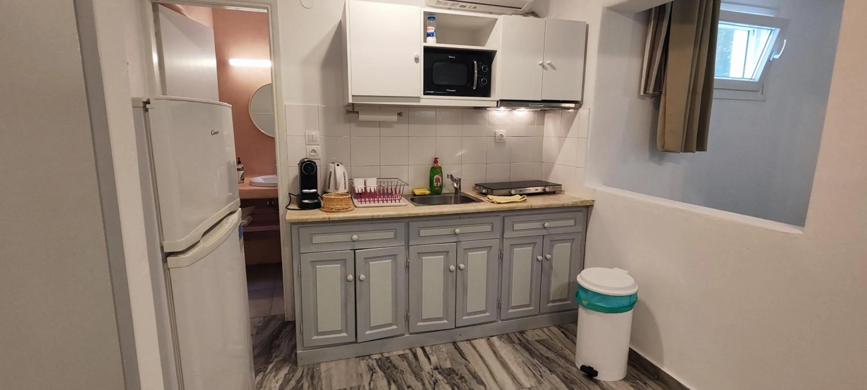 kitchen in Ragousis Apartments