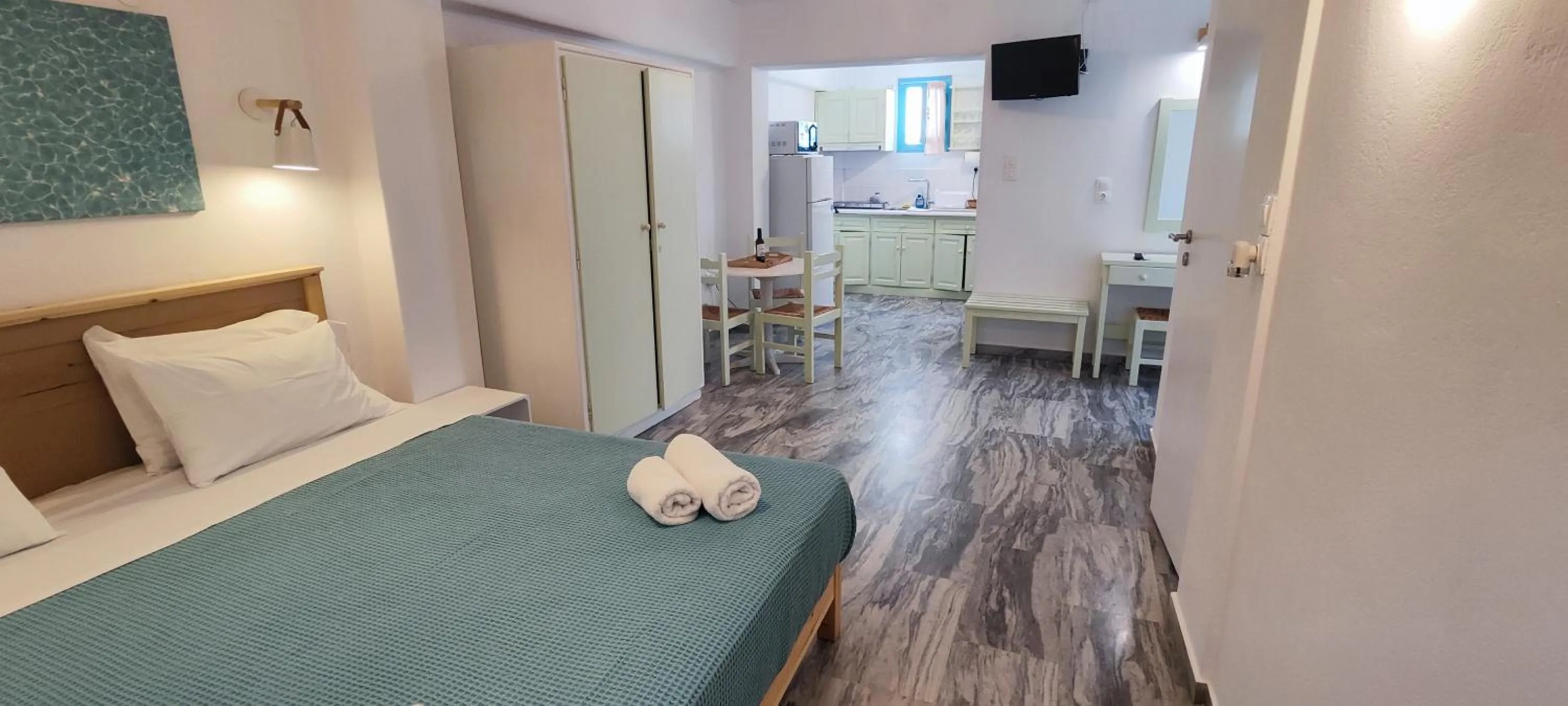 Bed in Ragousis Apartments