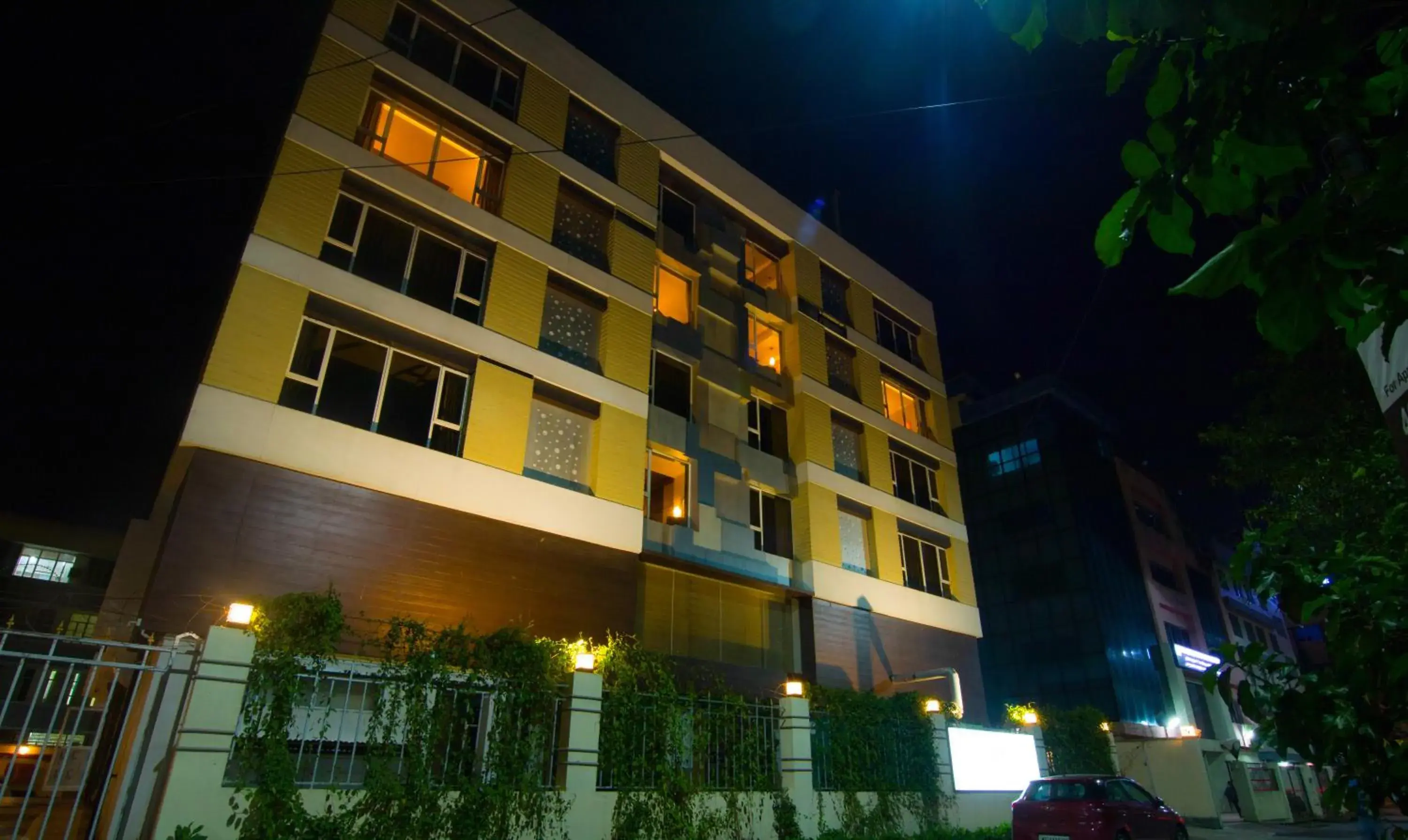 Facade/entrance in Ritu Ivy Facade/entrance in Ritu Ivy