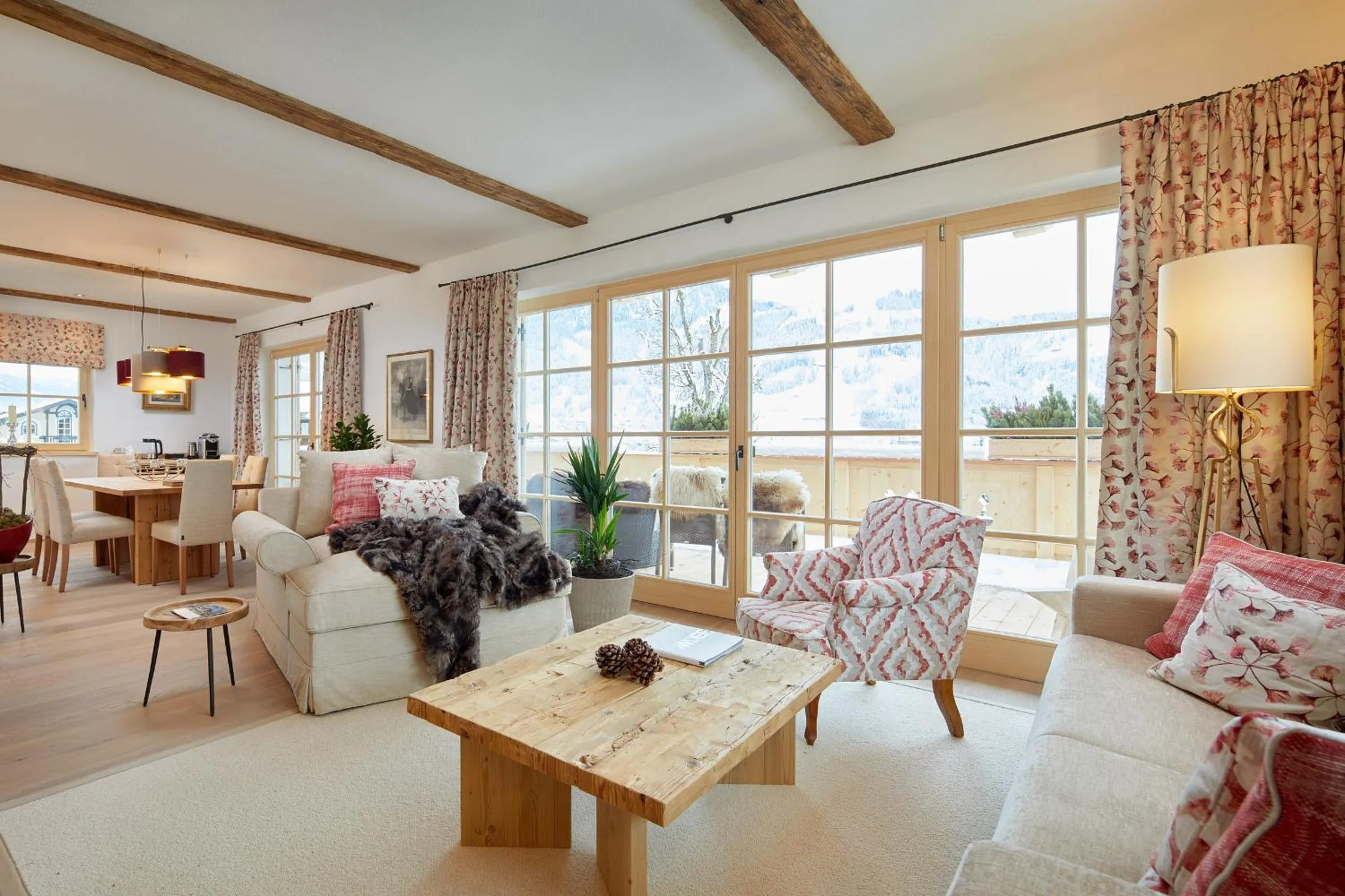 TV and multimedia in Tennerhof Luxury Chalets