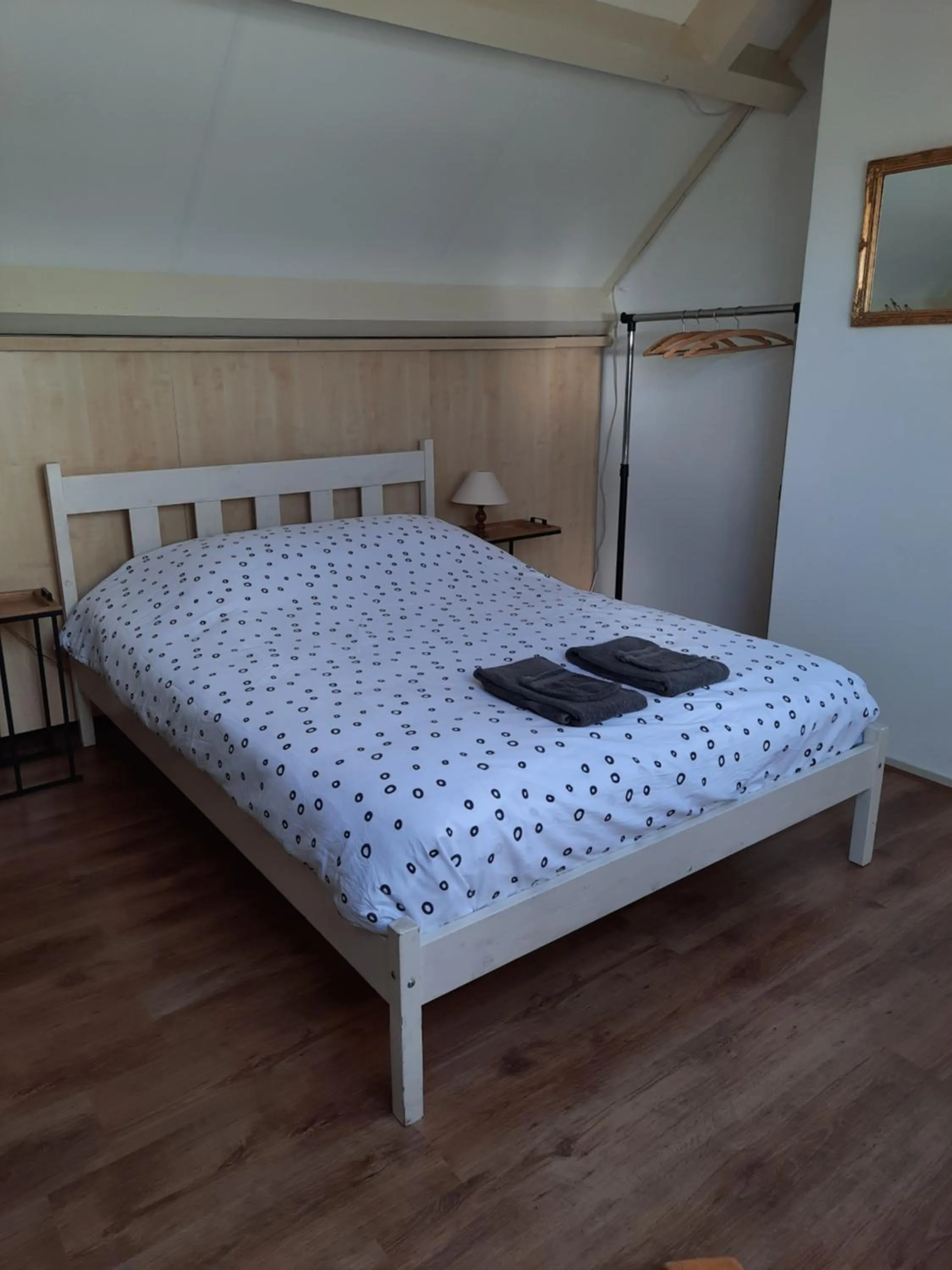 Bedroom, Bed in Bed en Breakfast en Bike