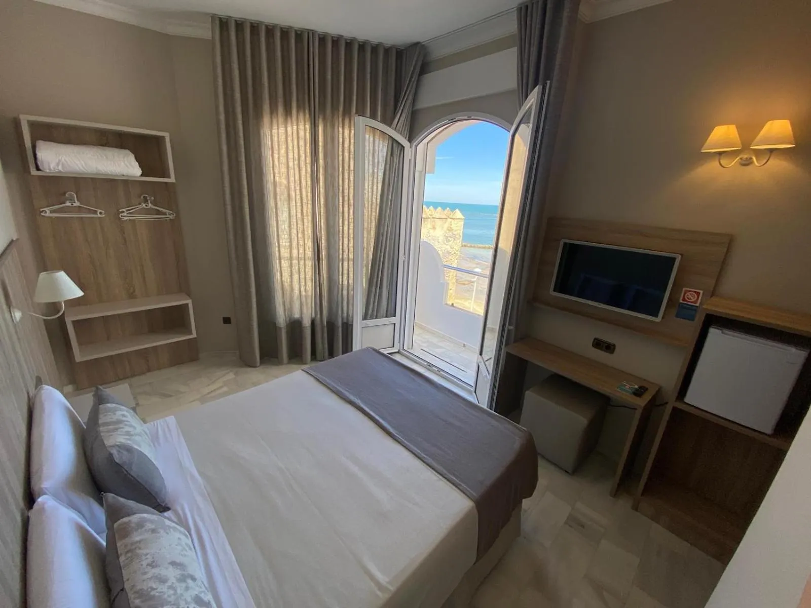 Bed in Hotel La Española