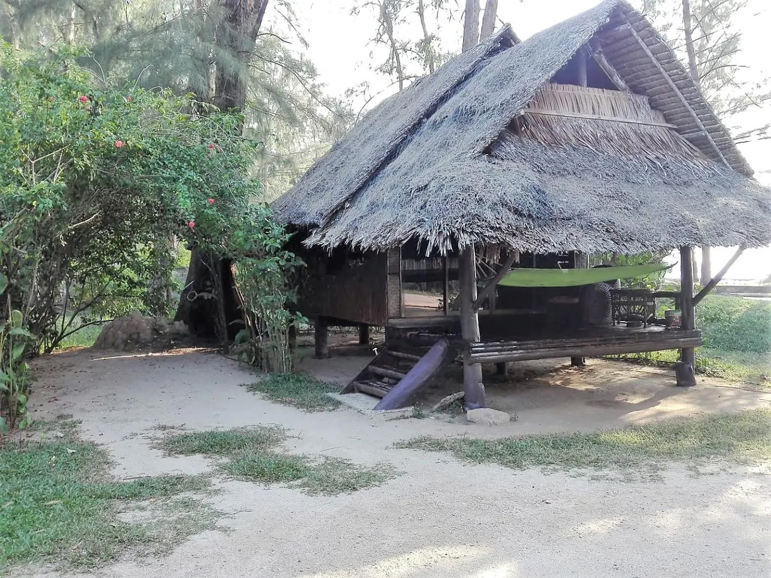 Fisherman's Hut , ขนำชาวเลโฮมสเตย์