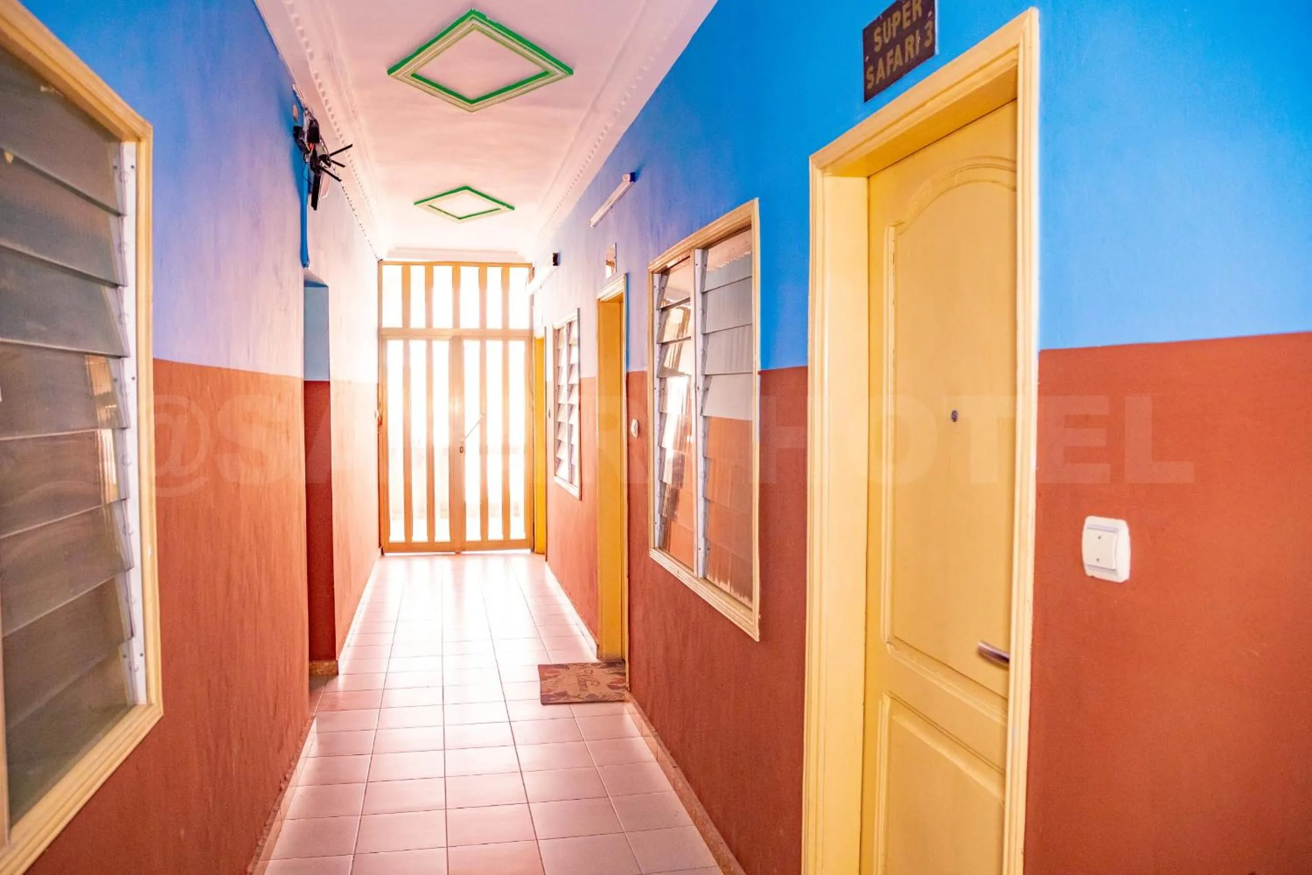 Hotel Safari COTONOU