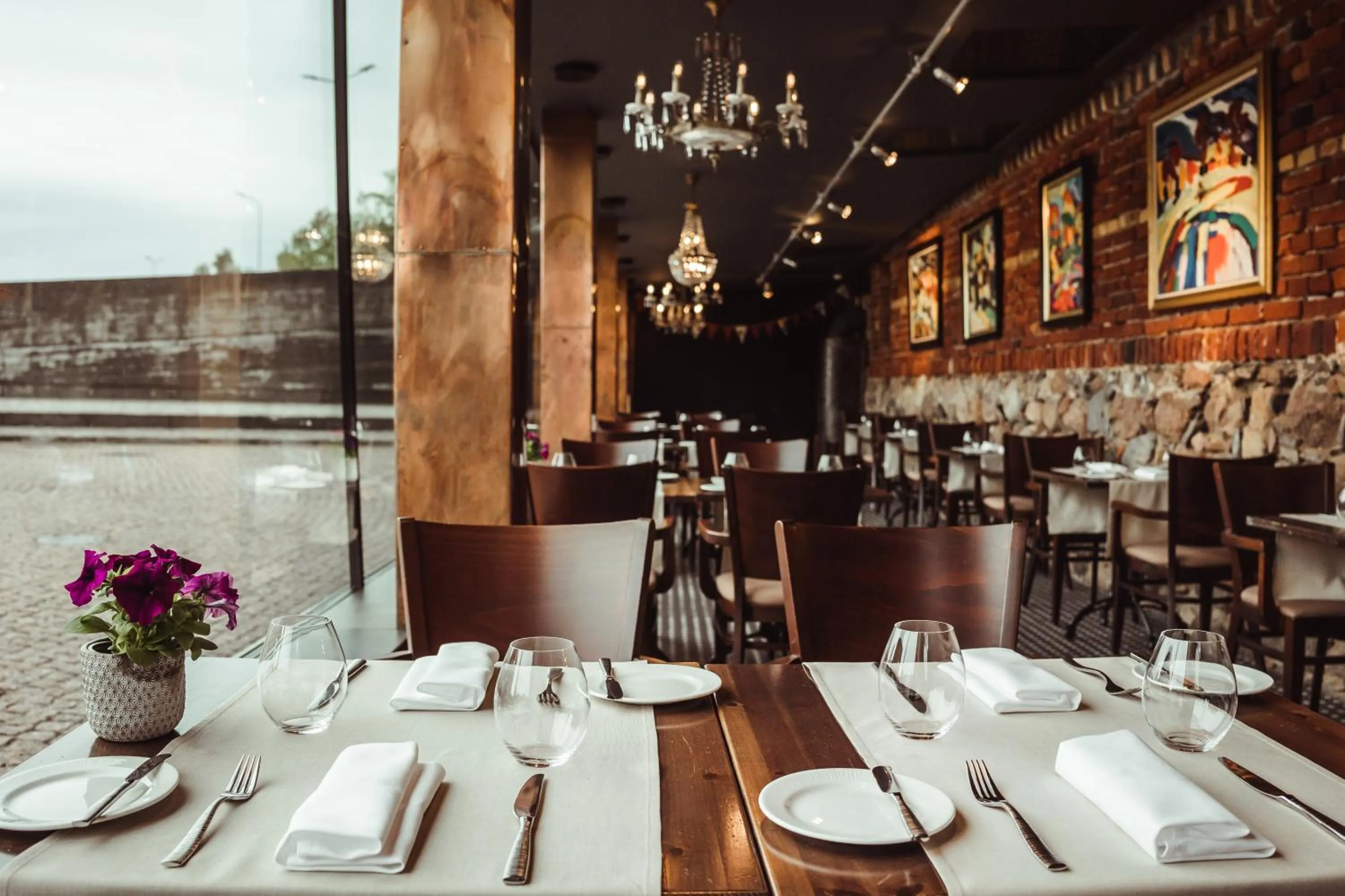 Restaurant/places to eat in Promenade Hotel Liepaja