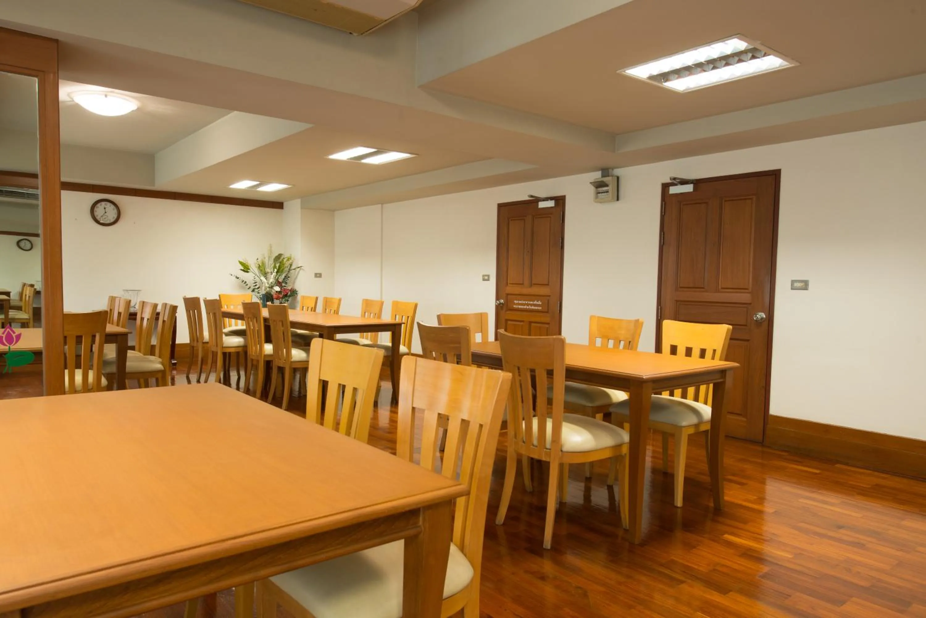 Area and facilities in Baan Pratoom