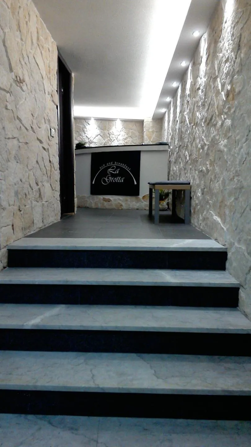 Lobby or reception in B&B La Grotta