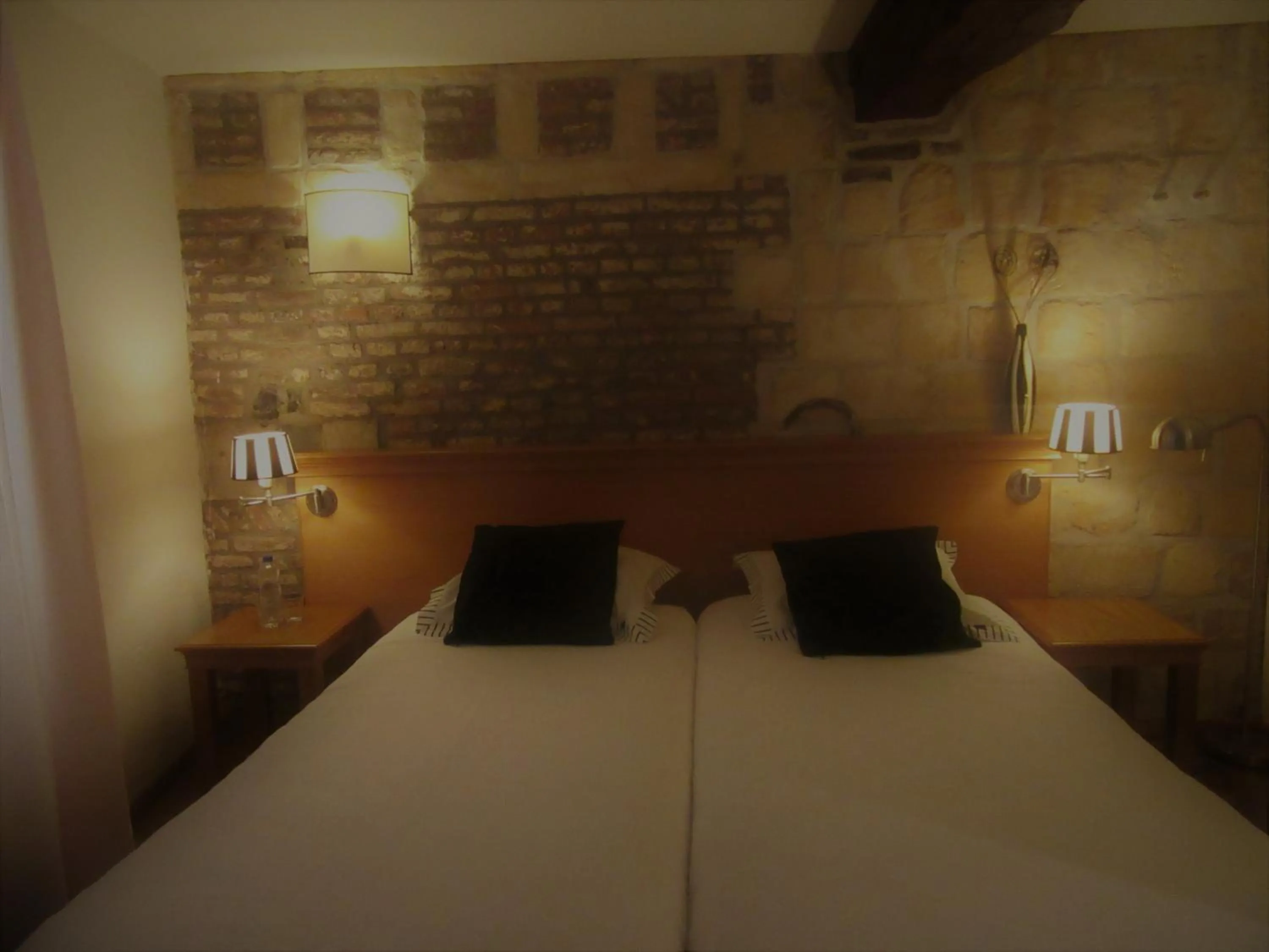Shower, Bed in Chambres D'Hotes Rekko