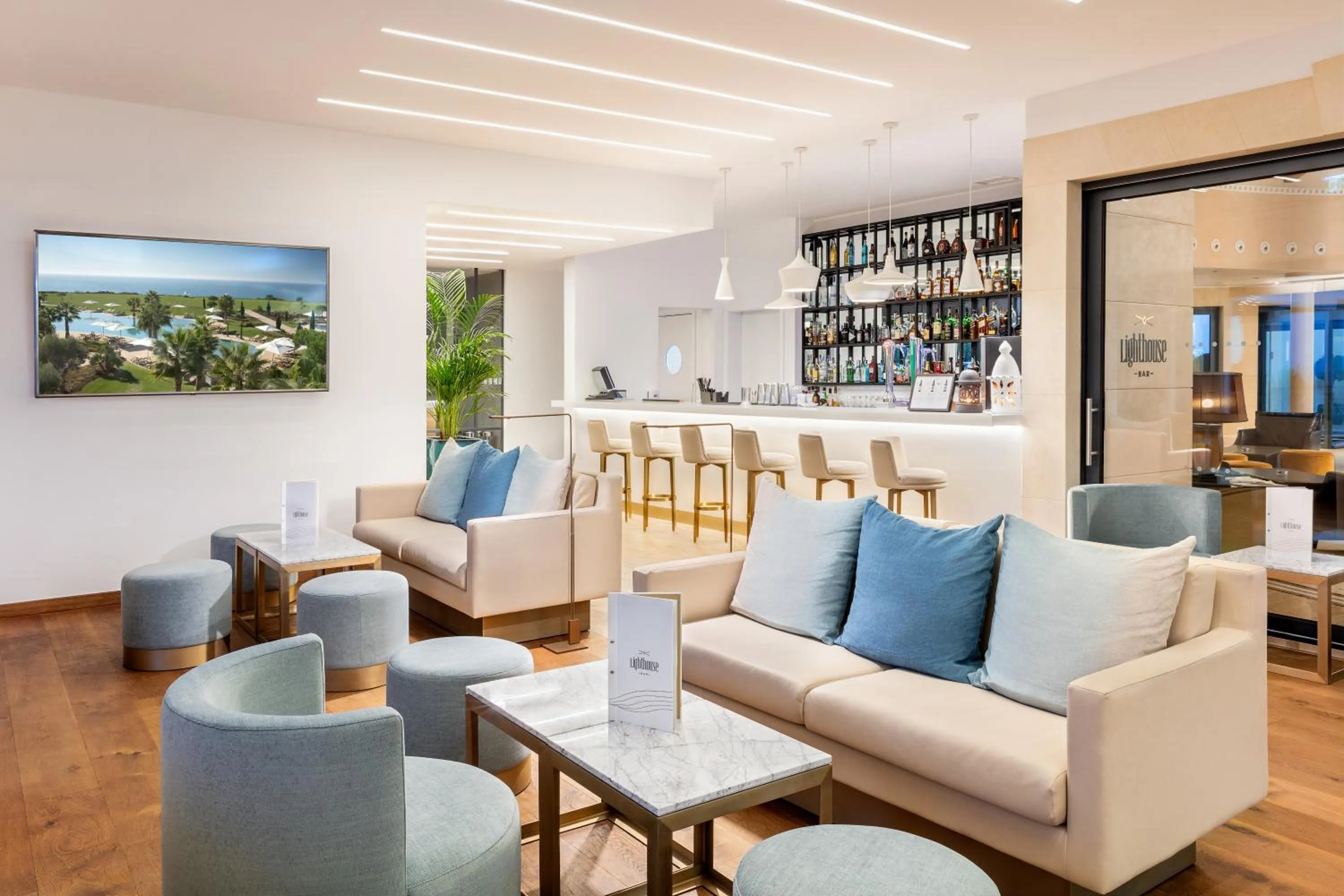 Restaurant/places to eat in Cascade Wellness Resort