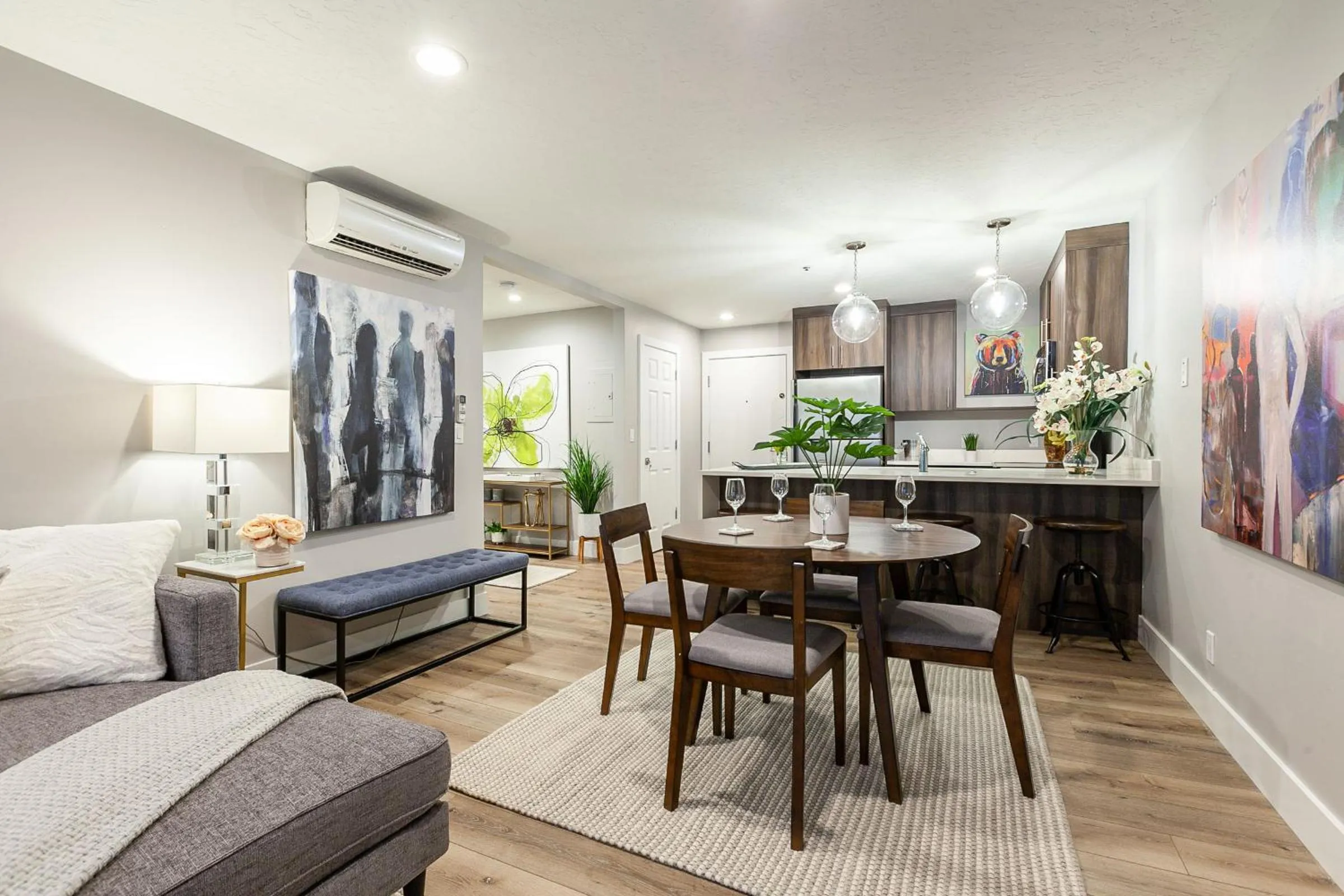 Treasure Mountain Inn