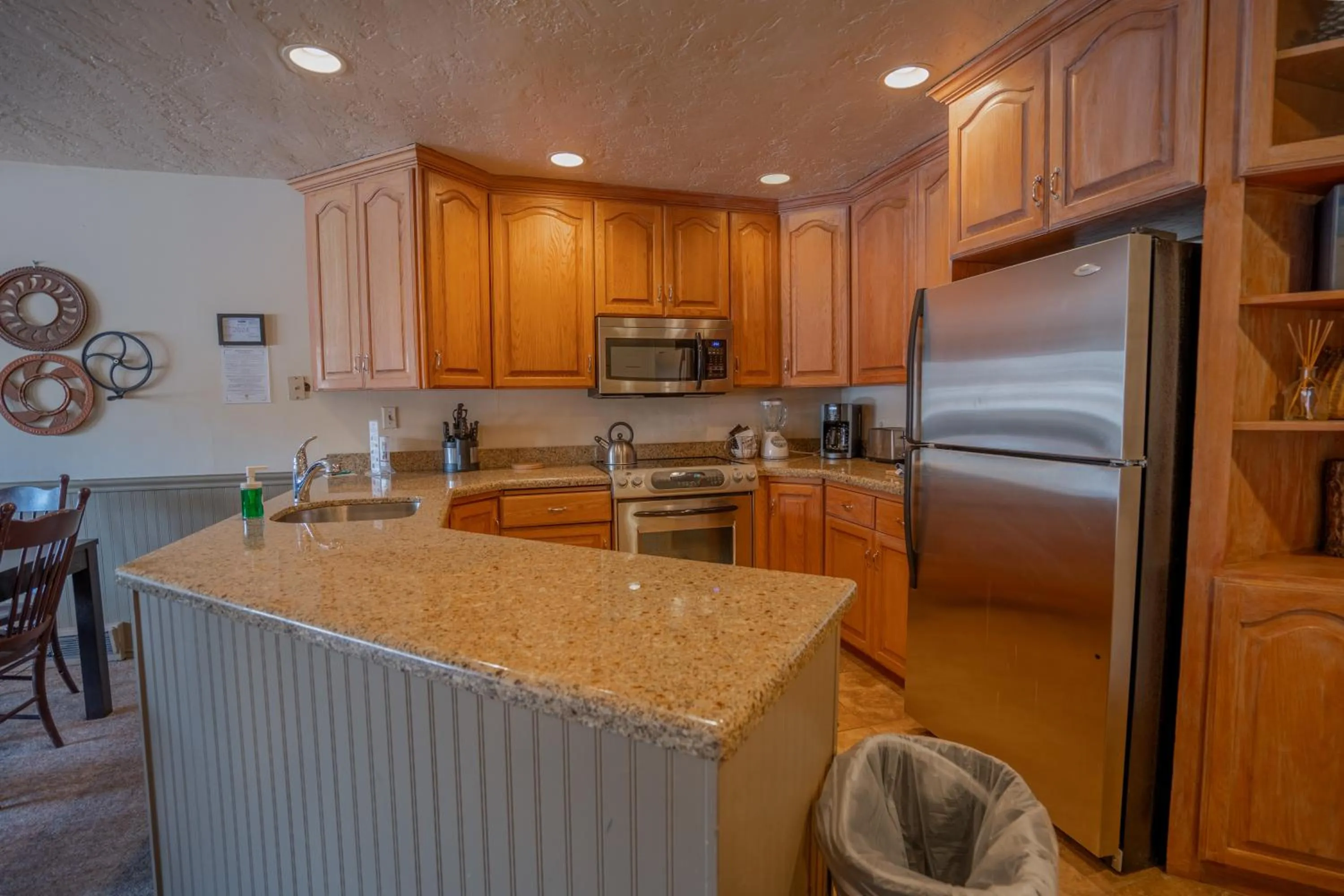 Treasure Mountain Inn