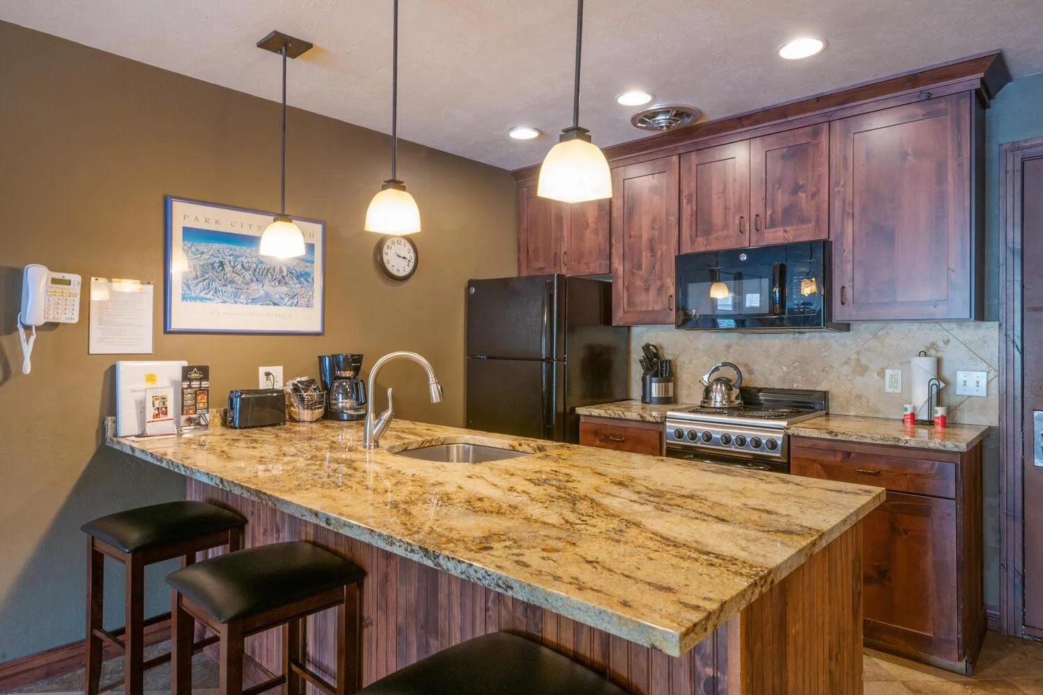 Treasure Mountain Inn