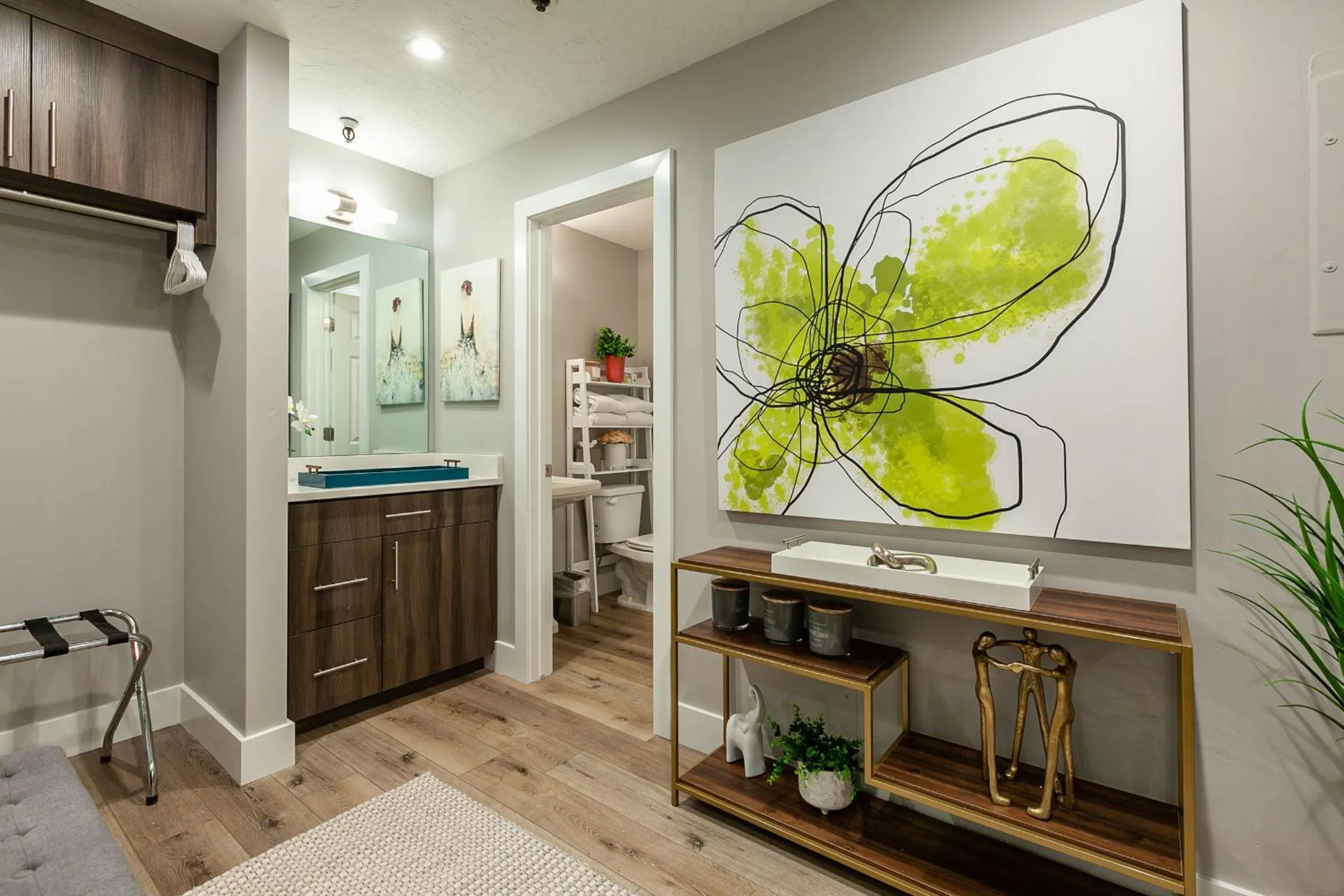 Treasure Mountain Inn